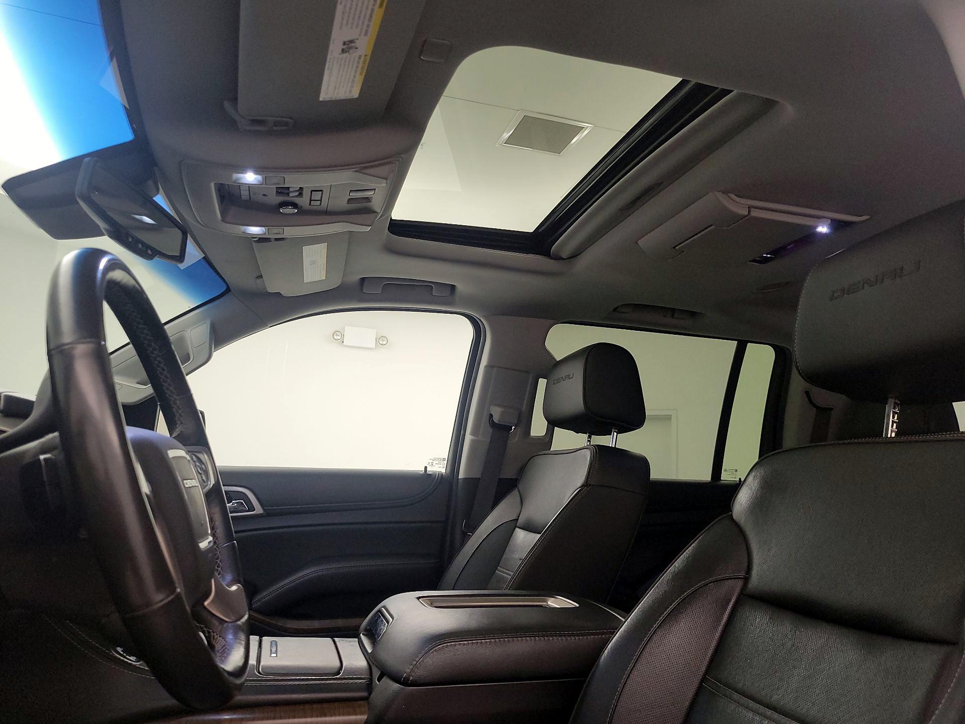 Thumbnail: 2018 GMC Yukon XL - 20