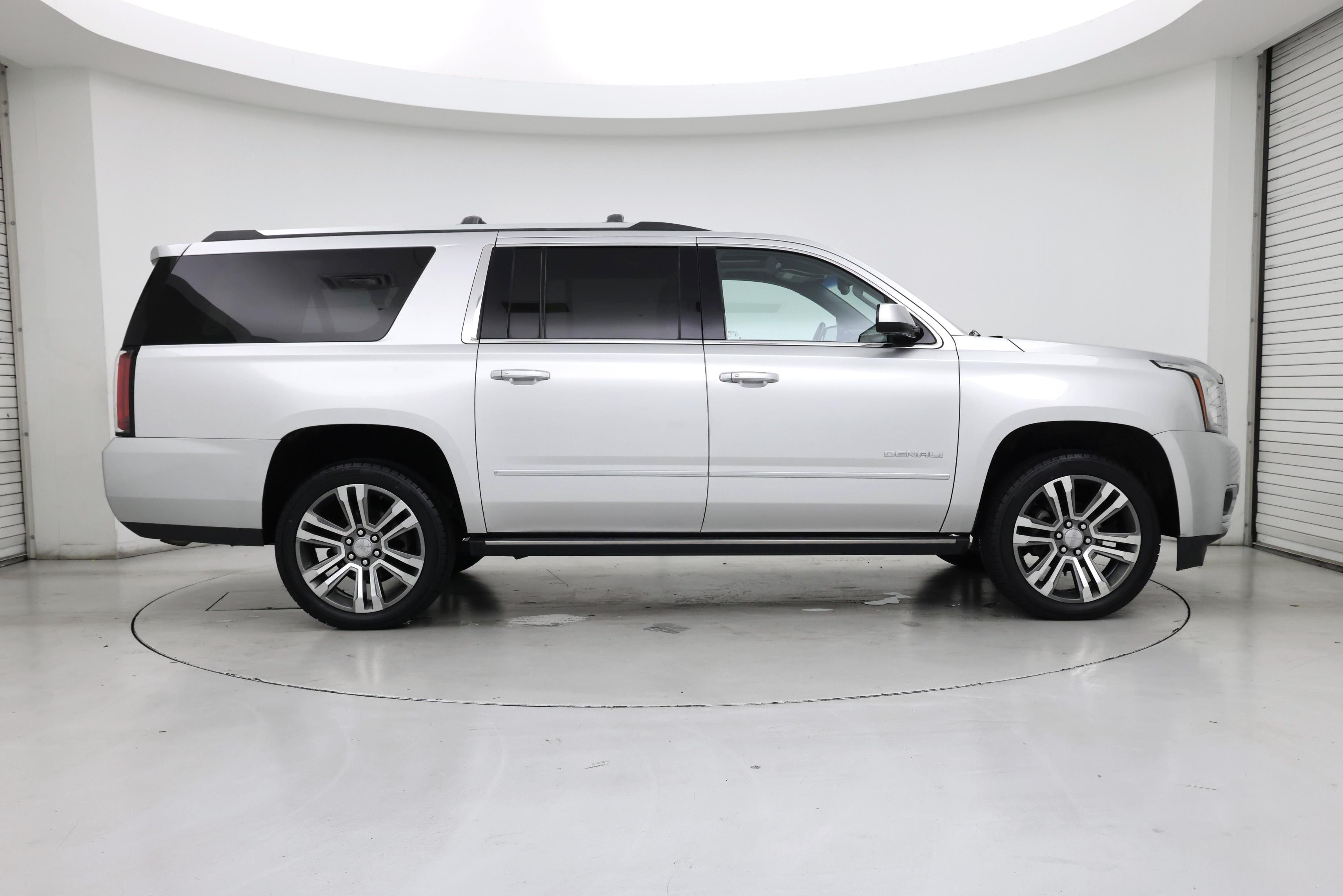 Thumbnail: 2018 GMC Yukon XL - 7