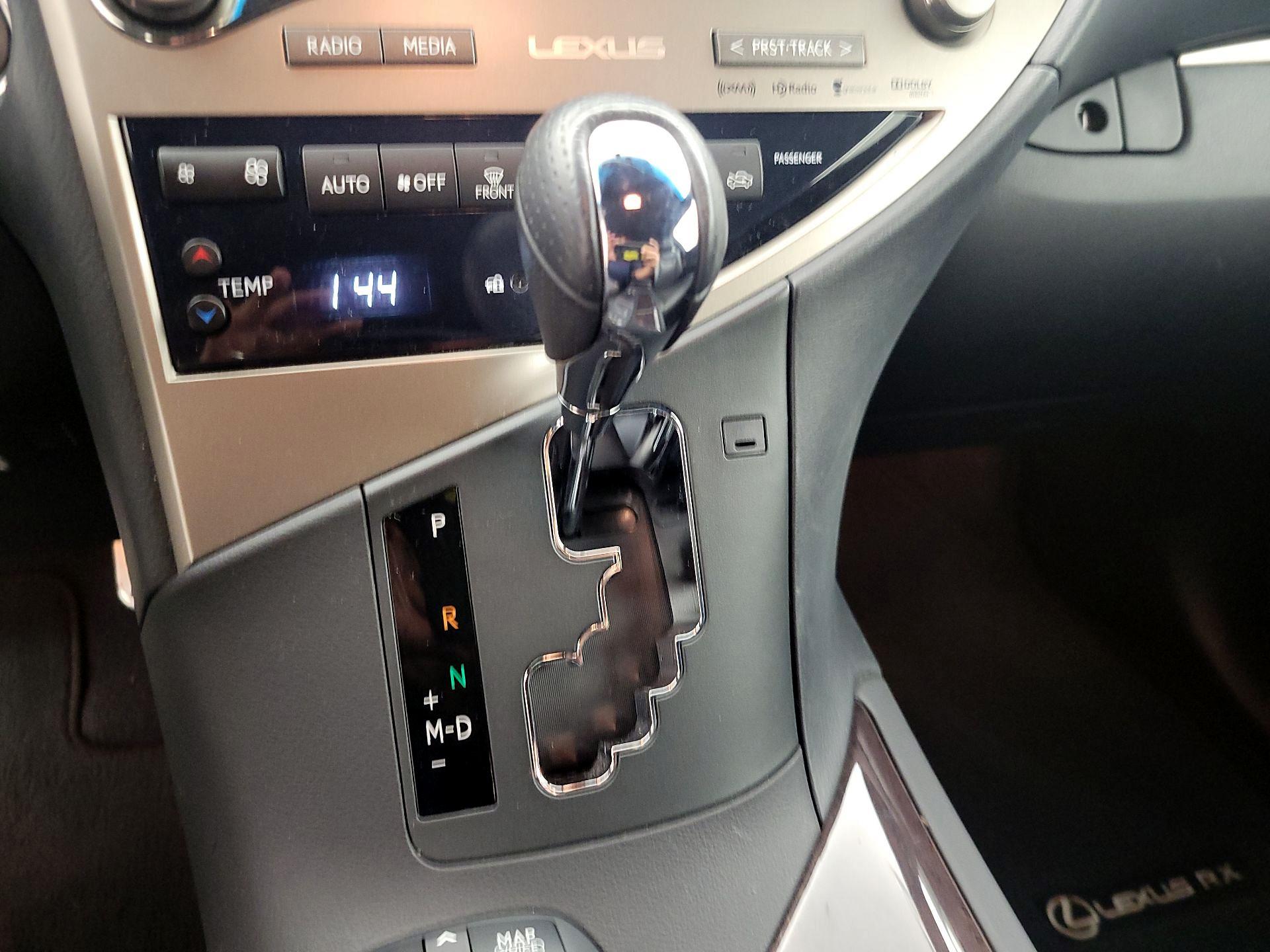 Thumbnail: 2015 Lexus RX - 18