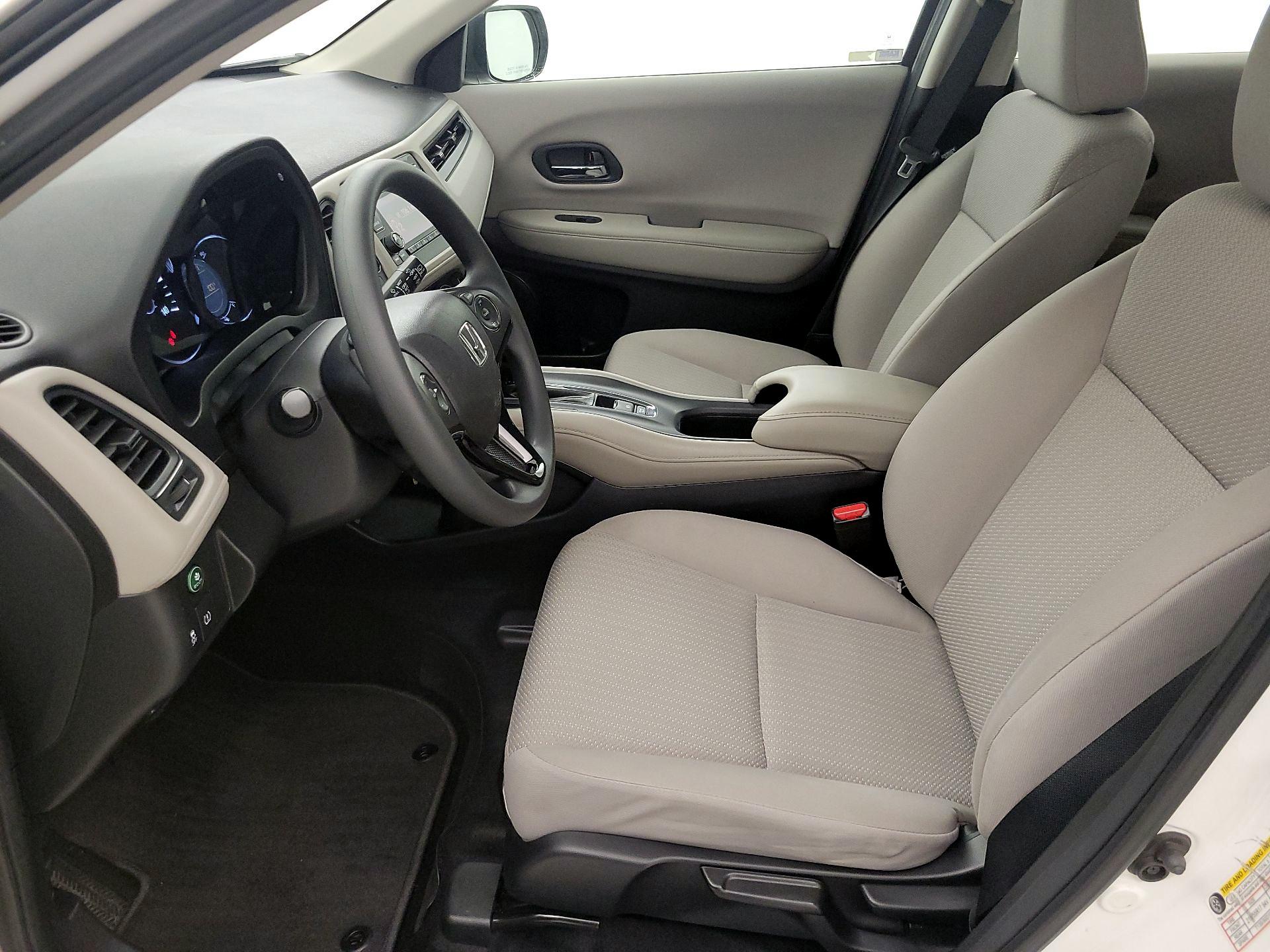 Thumbnail: 2017 Honda HR-V - 11