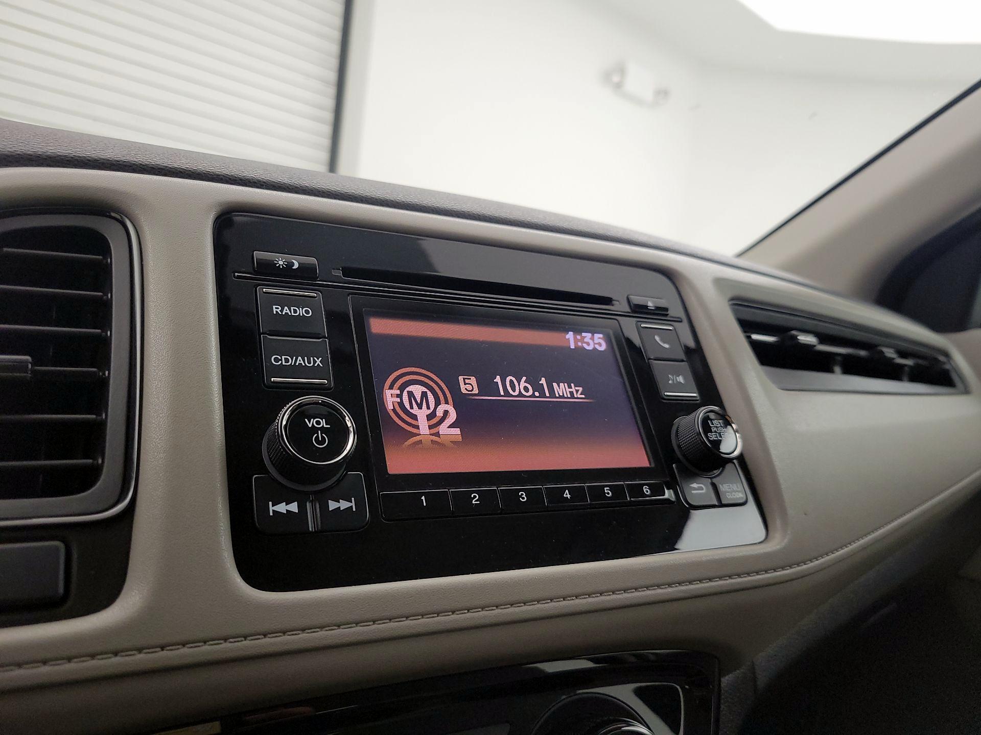 Thumbnail: 2017 Honda HR-V - 15