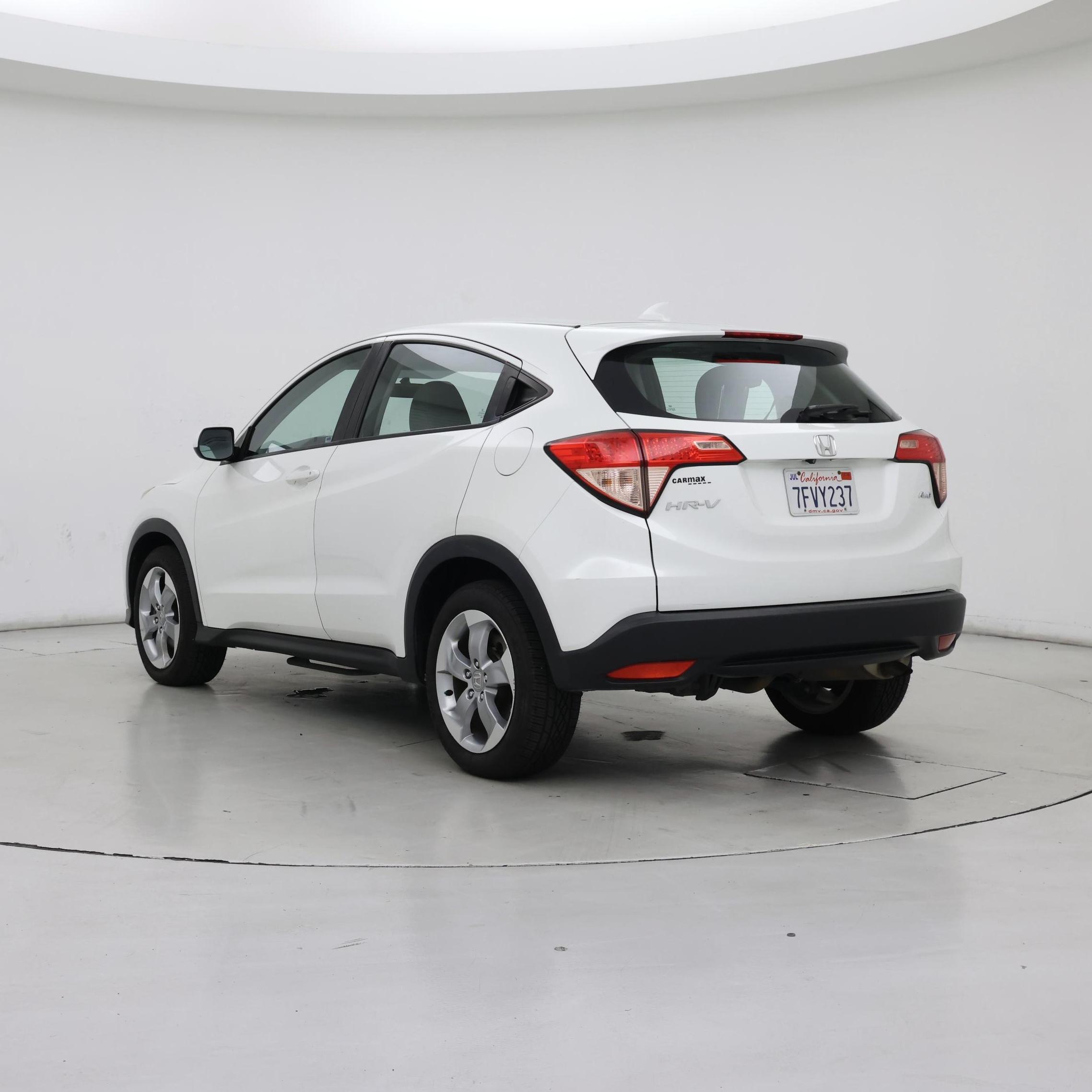 Thumbnail: 2017 Honda HR-V - 2