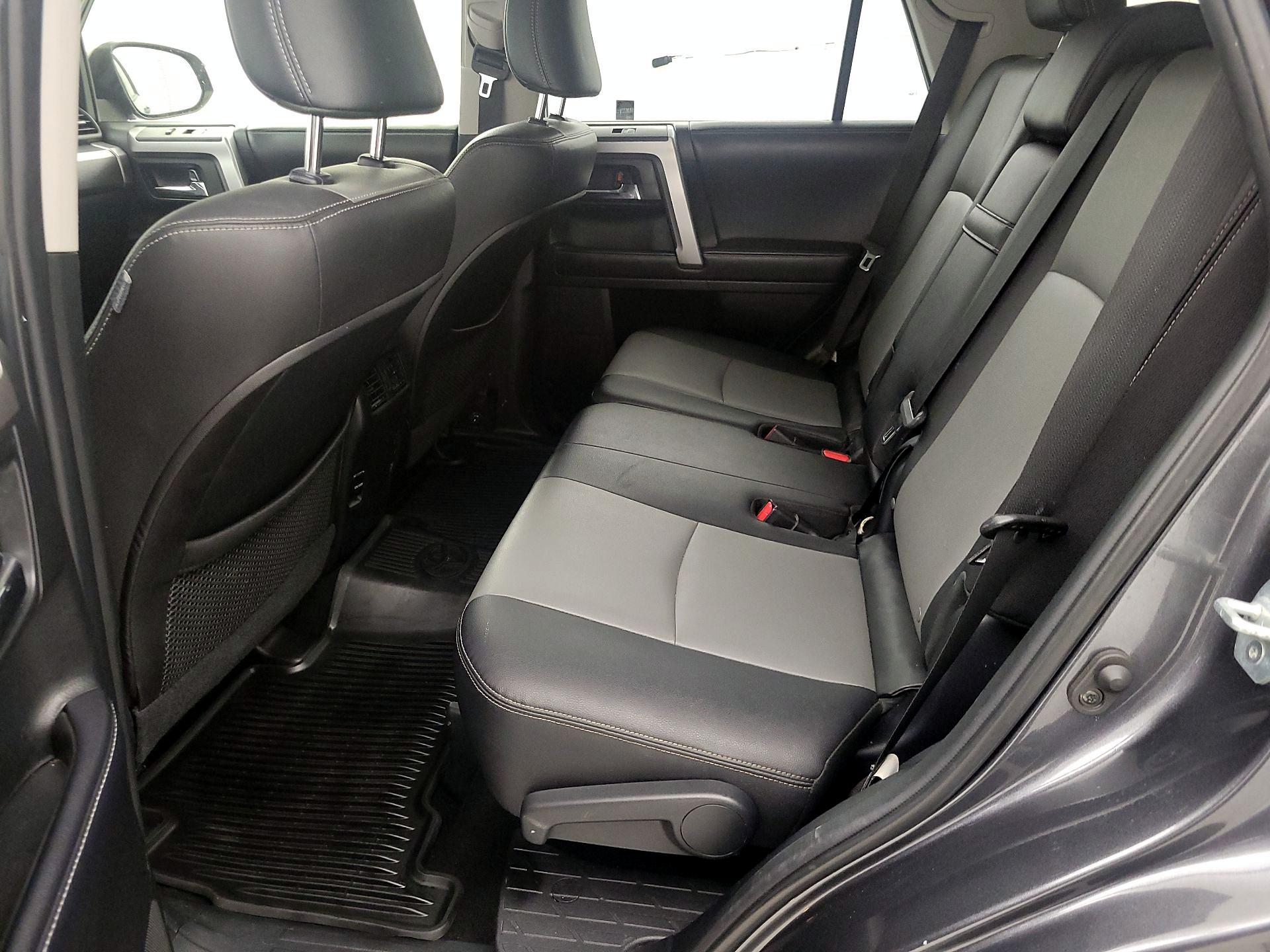 Thumbnail: 2018 Toyota 4Runner - 20