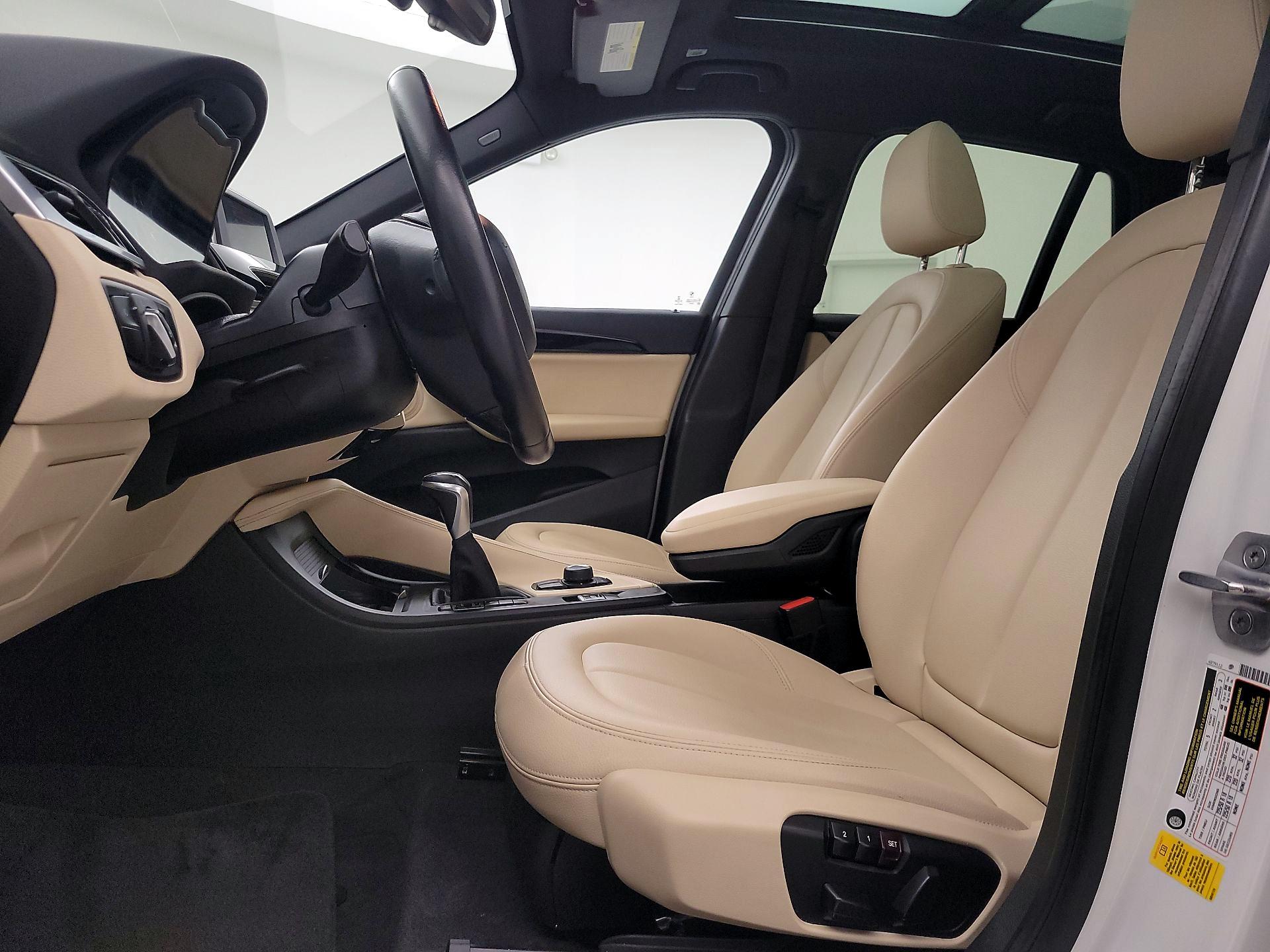 Thumbnail: 2017 BMW X1 - 9