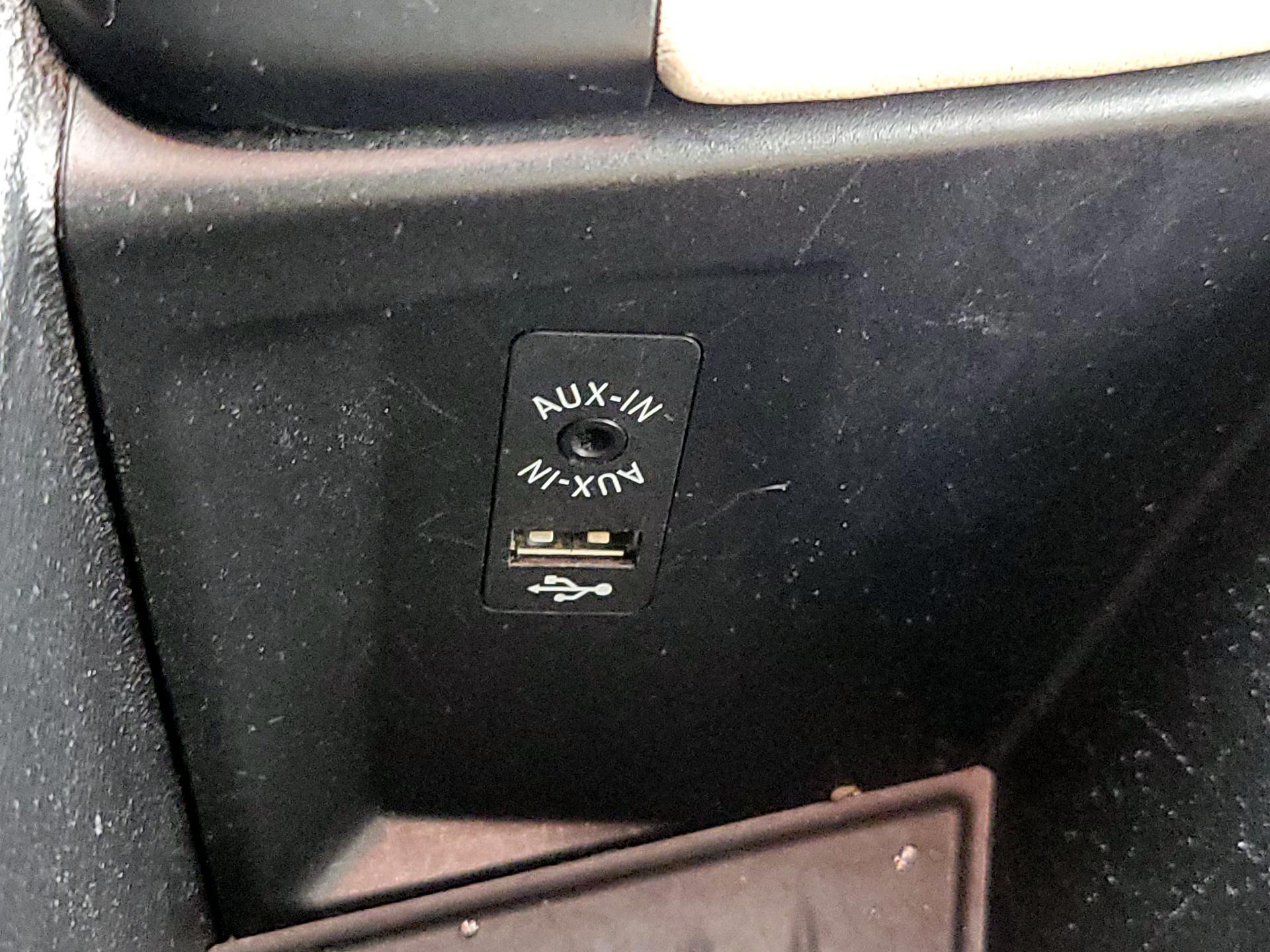 Thumbnail: 2017 BMW X1 - 16