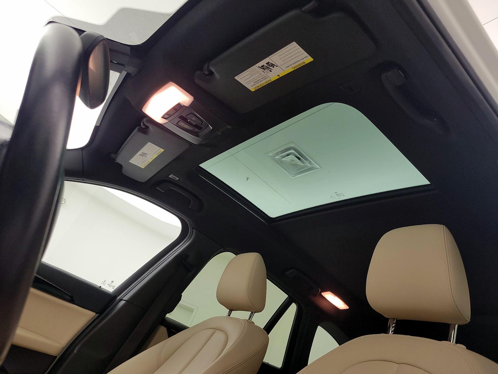 Thumbnail: 2017 BMW X1 - 17