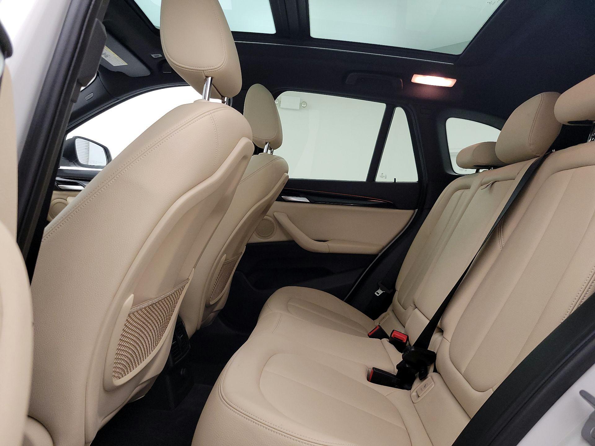 Thumbnail: 2017 BMW X1 - 18