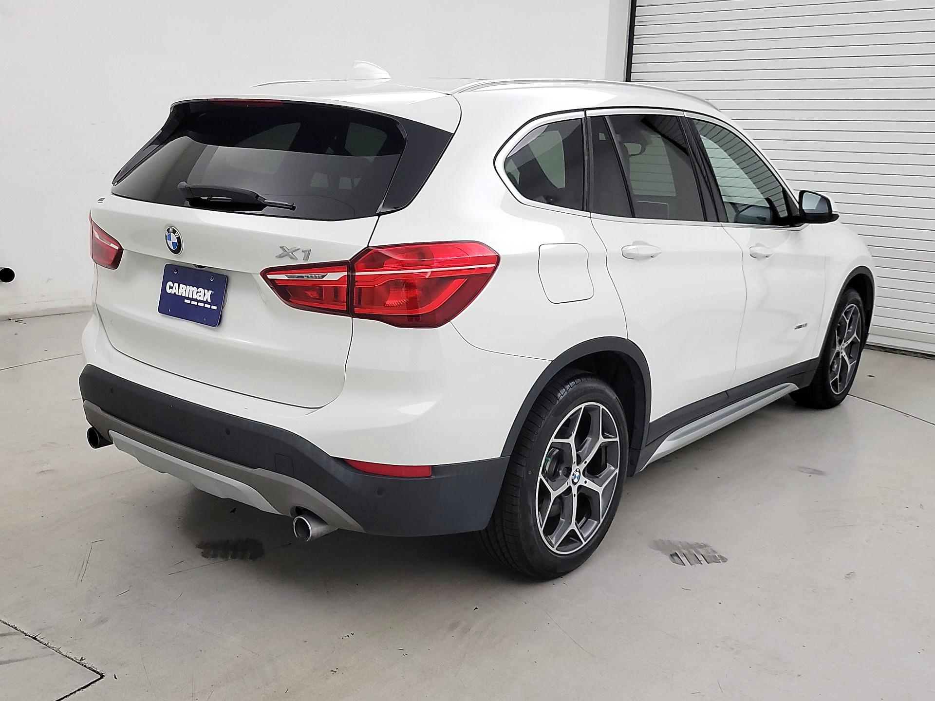 Thumbnail: 2017 BMW X1 - 5