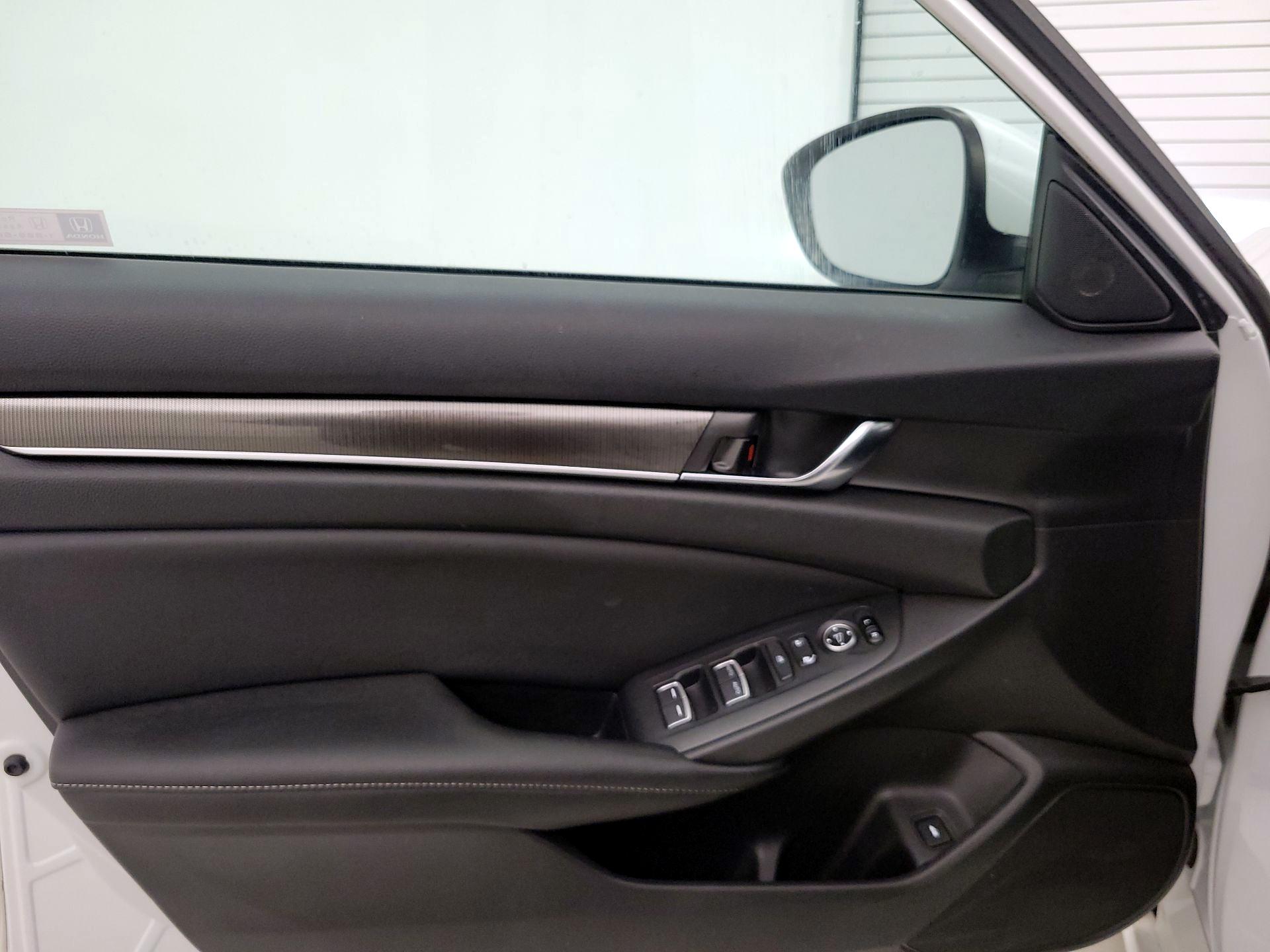 Thumbnail: 2019 Honda Accord - 12