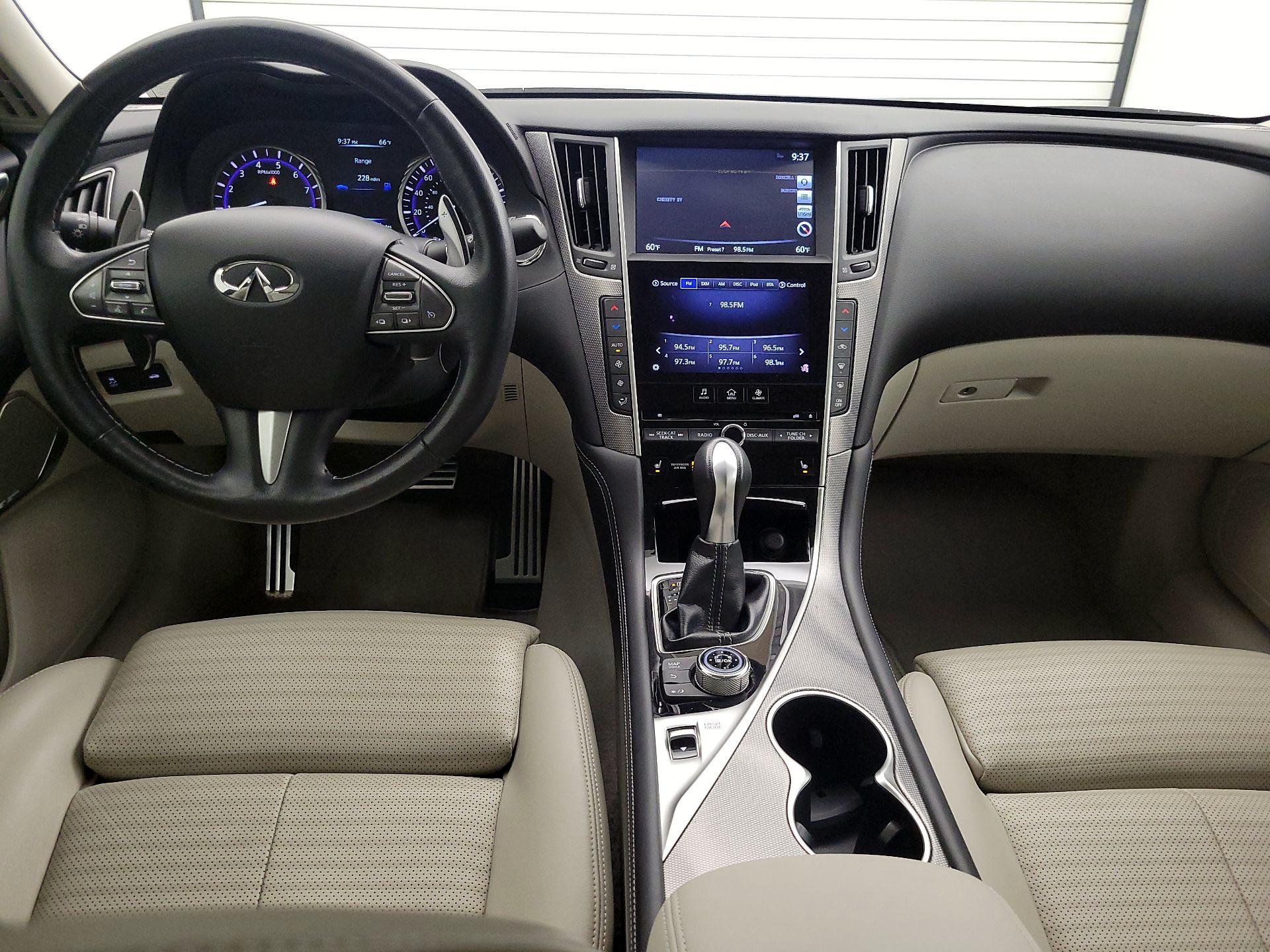 Thumbnail: 2017 INFINITI Q50 - 9