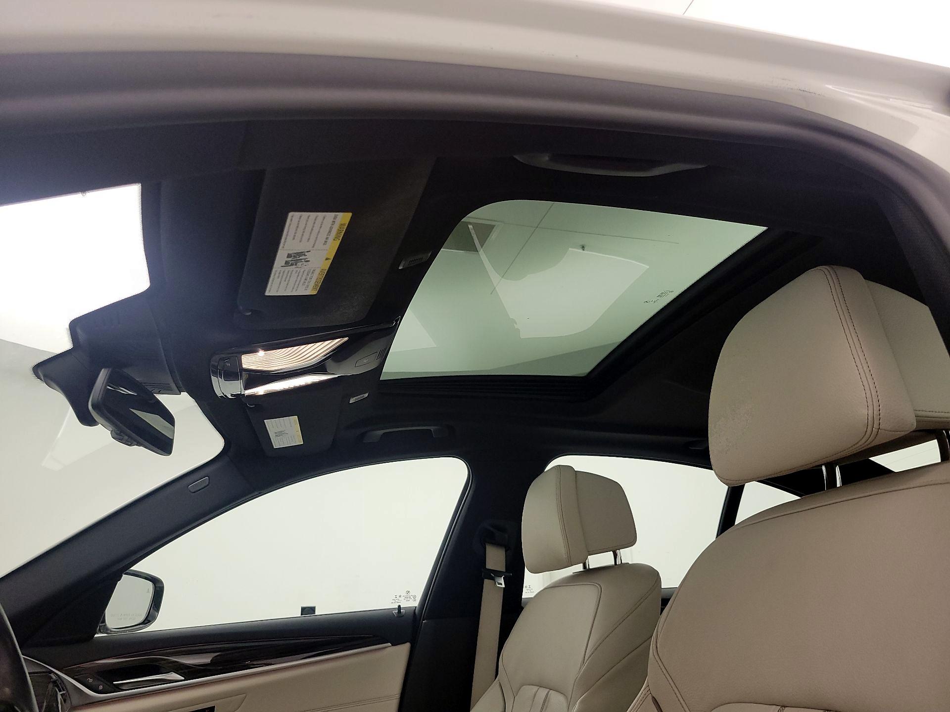 Thumbnail: 2019 BMW 5 Series - 18