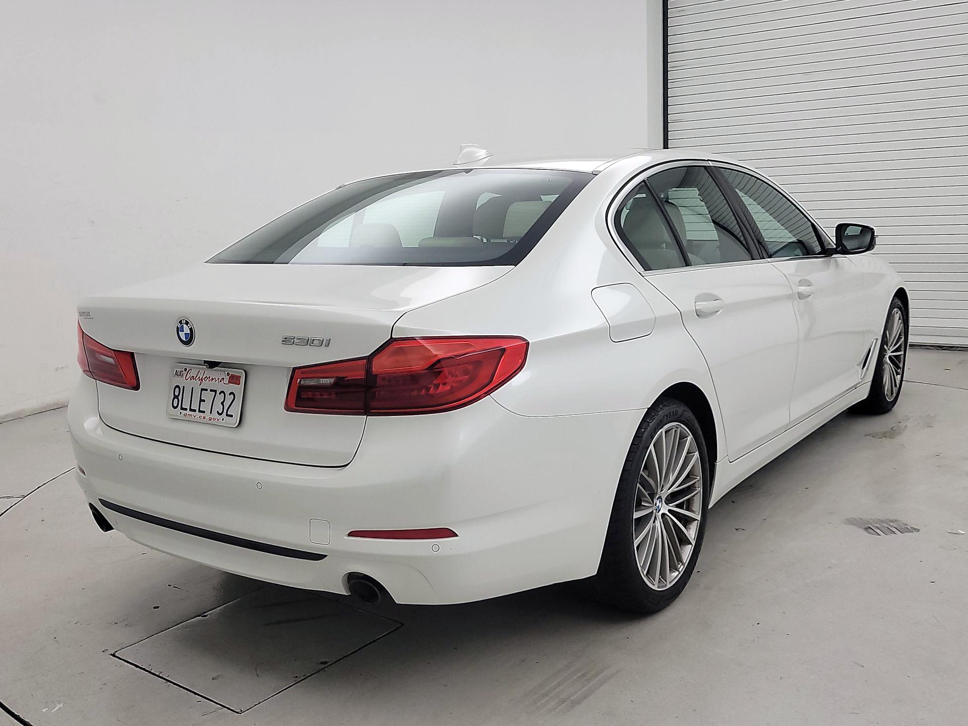 Thumbnail: 2019 BMW 5 Series - 5