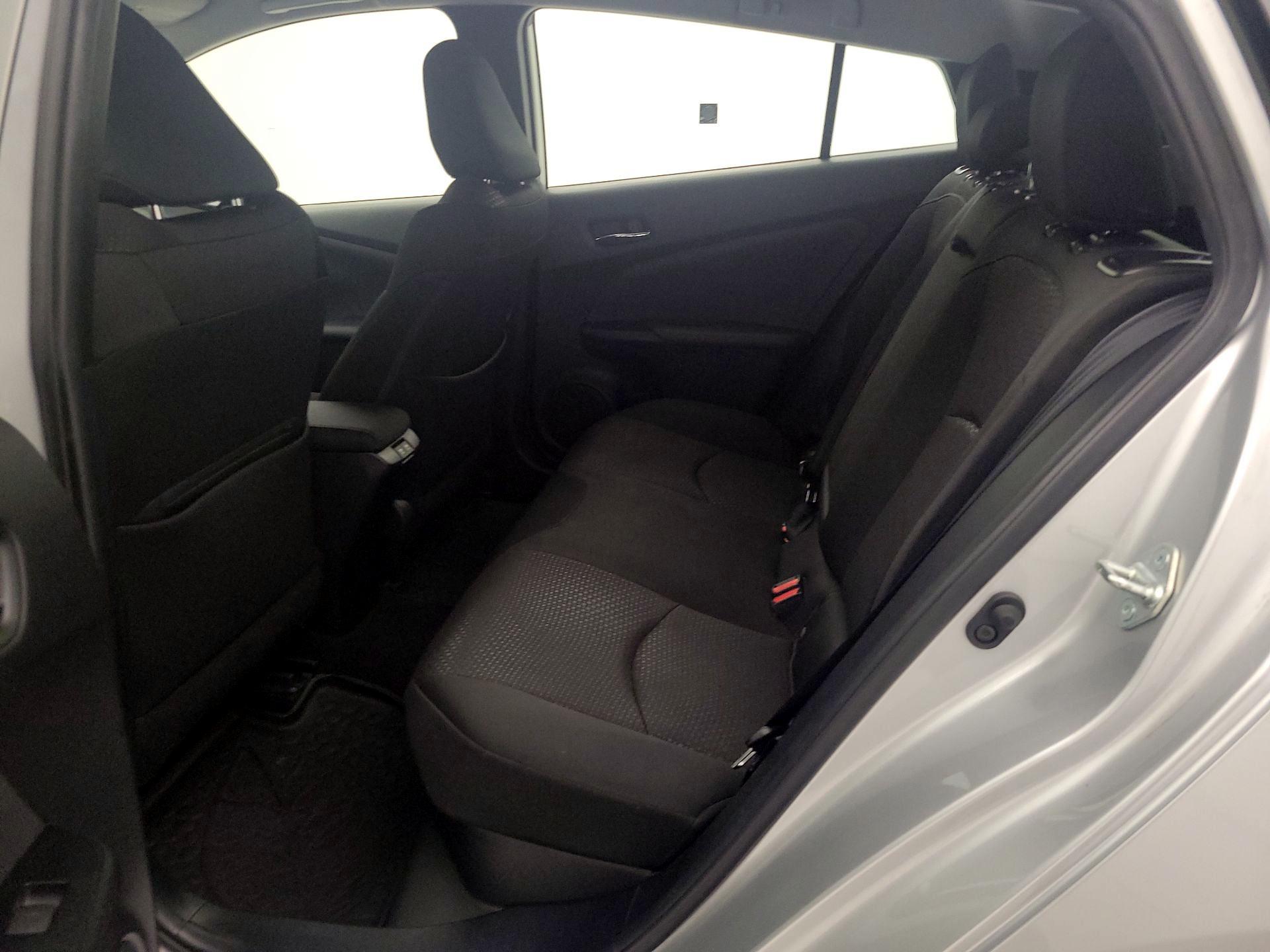 Thumbnail: 2019 Toyota Prius - 19