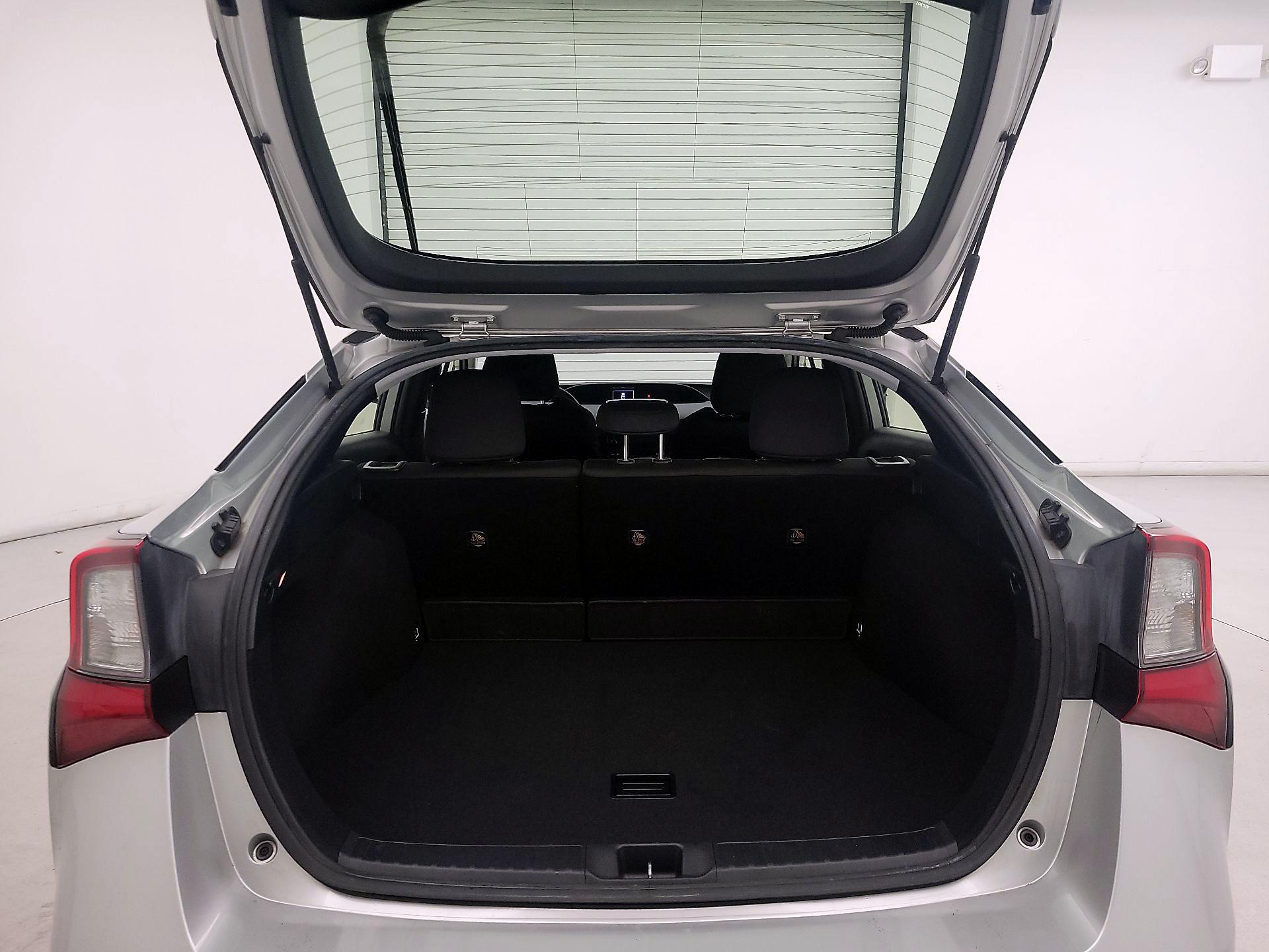 Thumbnail: 2019 Toyota Prius - 20