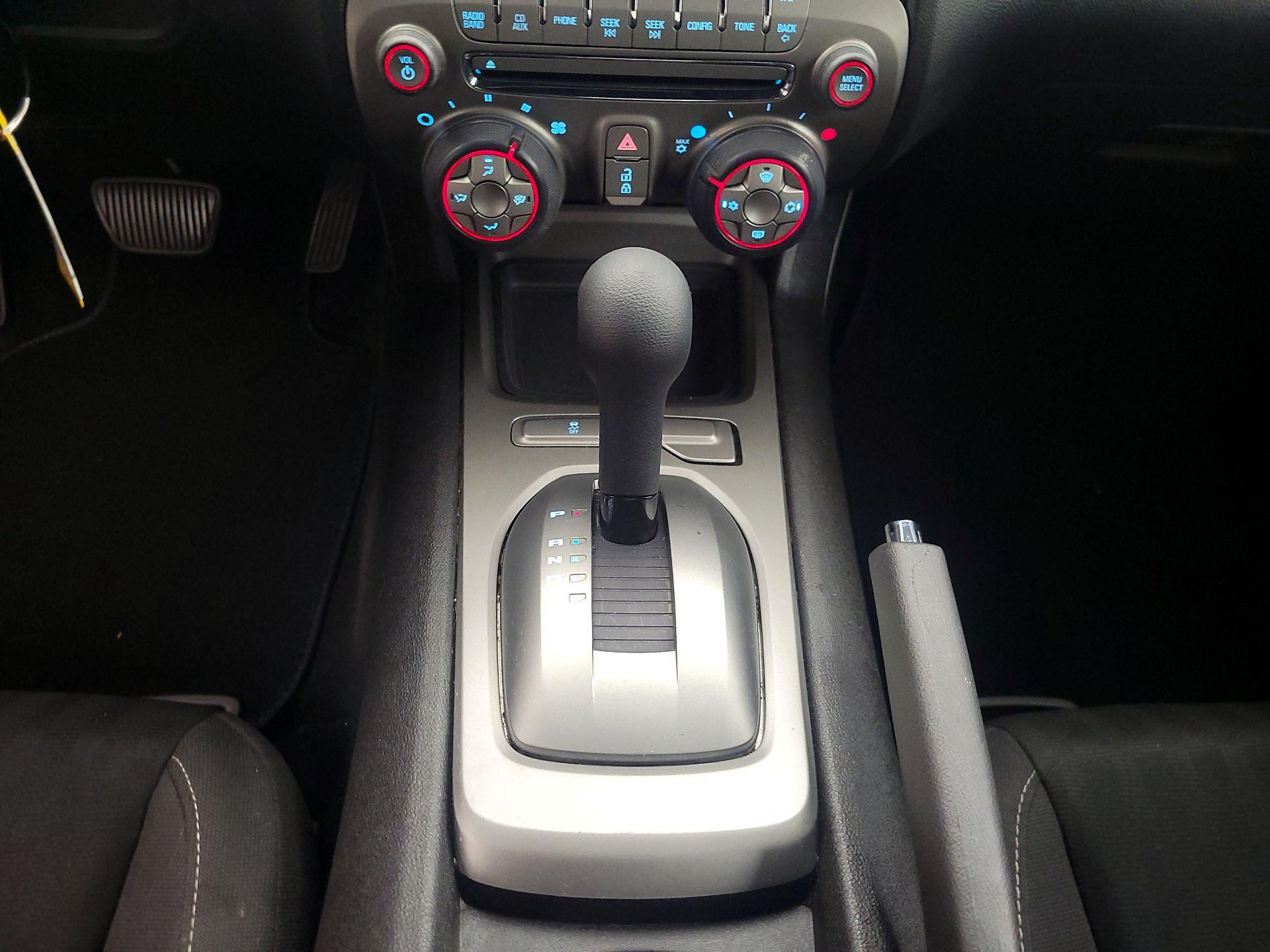 Thumbnail: 2014 Chevrolet Camaro - 16