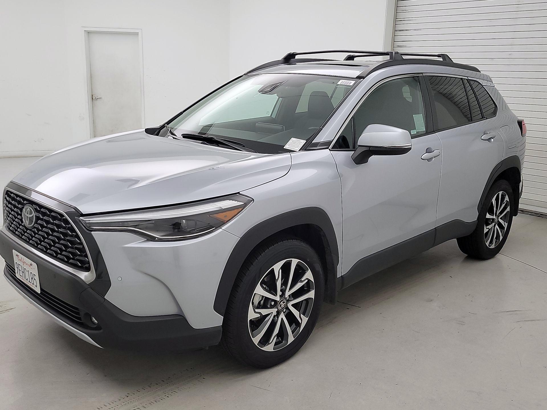 Thumbnail: 2022 Toyota Corolla Cross - 3