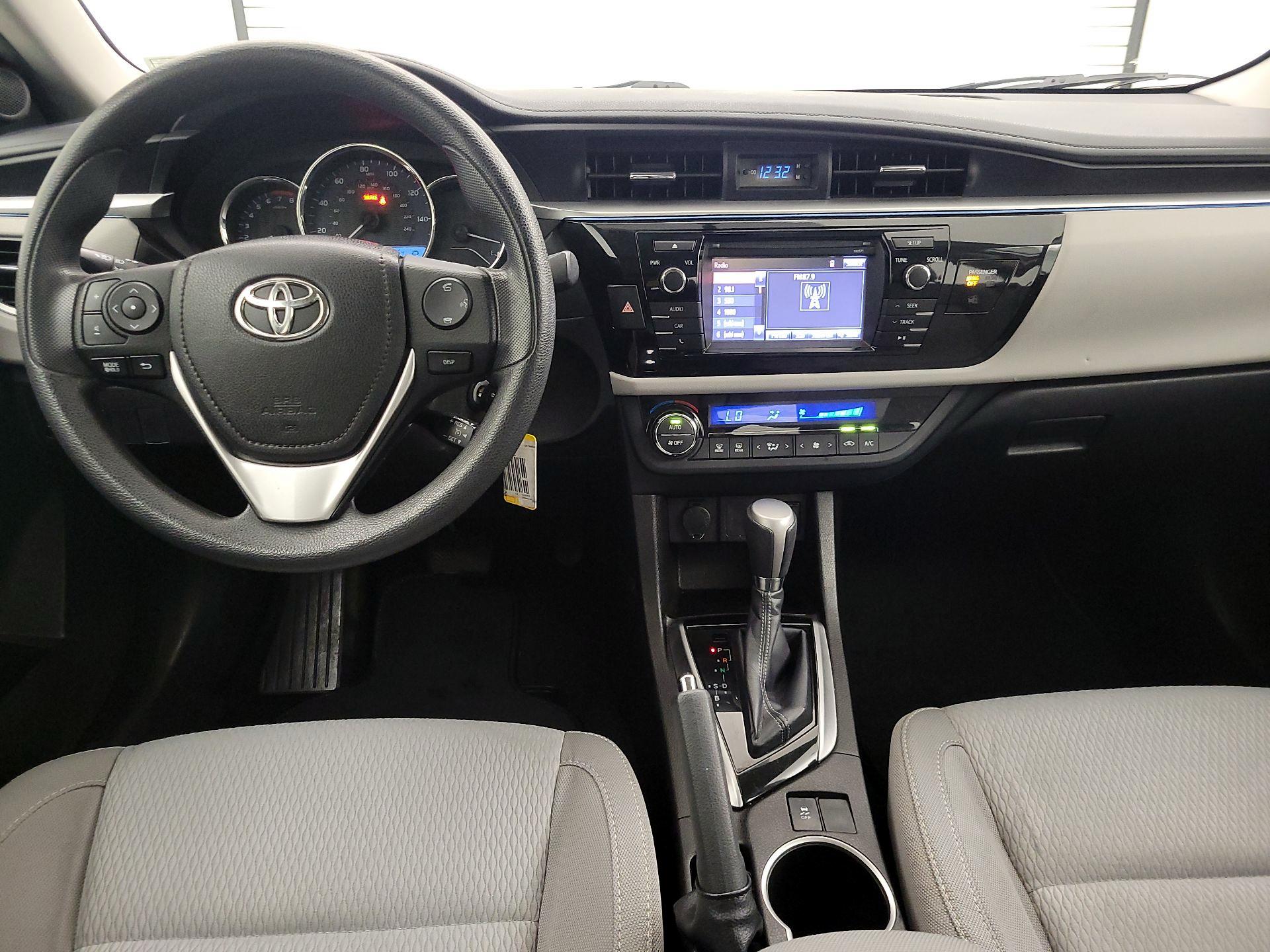 Thumbnail: 2016 Toyota Corolla - 9