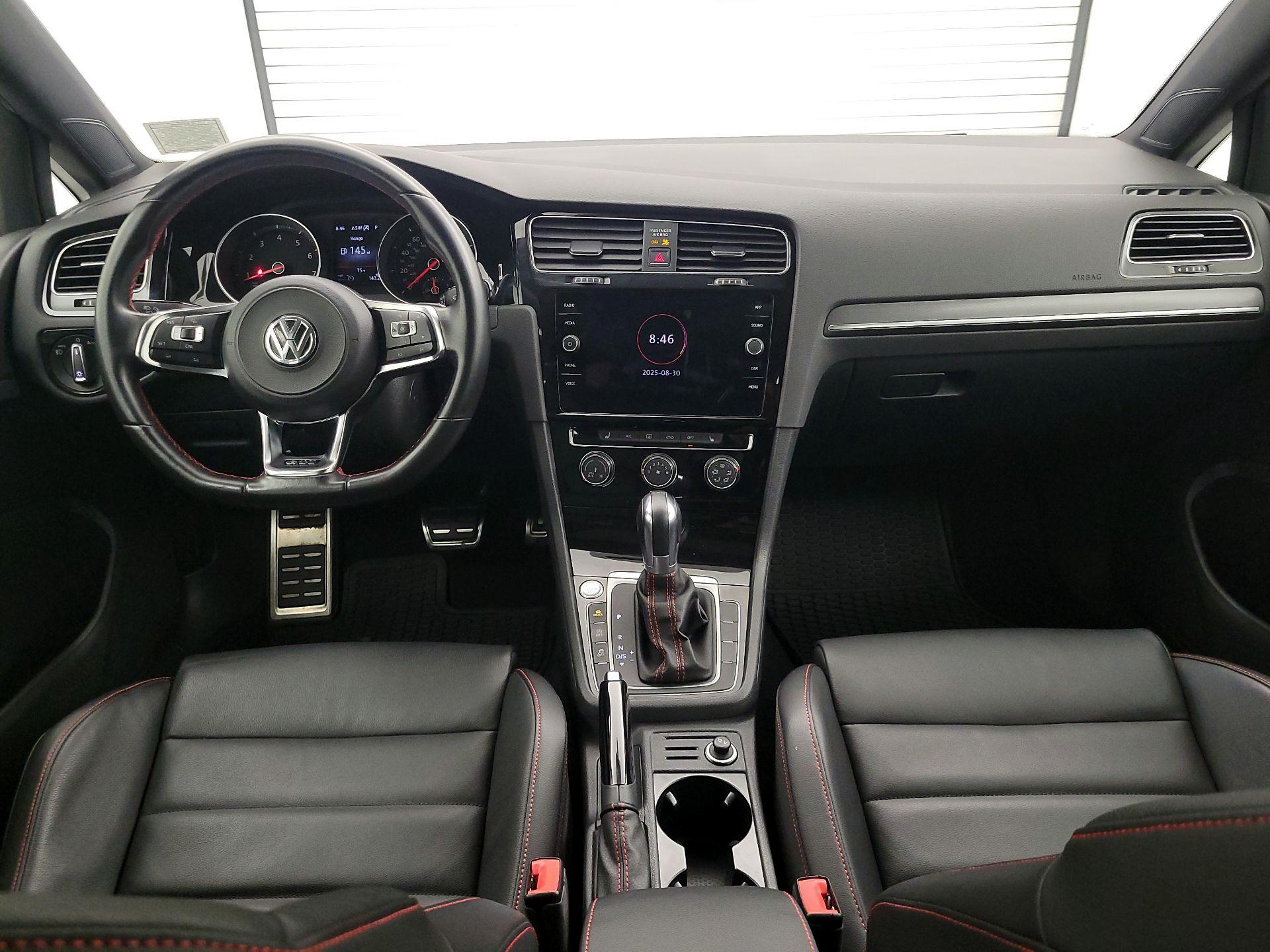 Thumbnail: 2018 Volkswagen Golf - 9