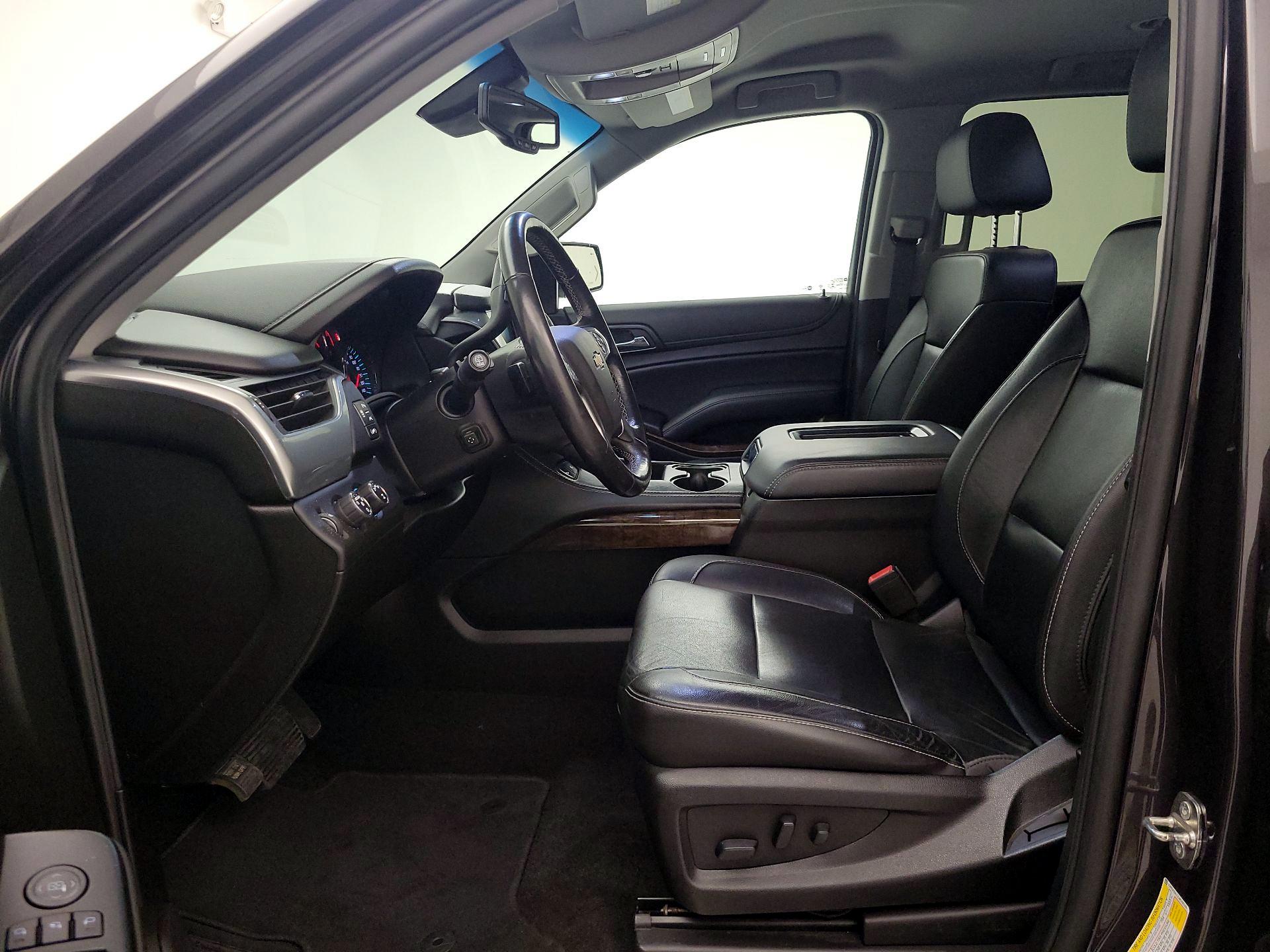 Thumbnail: 2018 Chevrolet Tahoe - 11