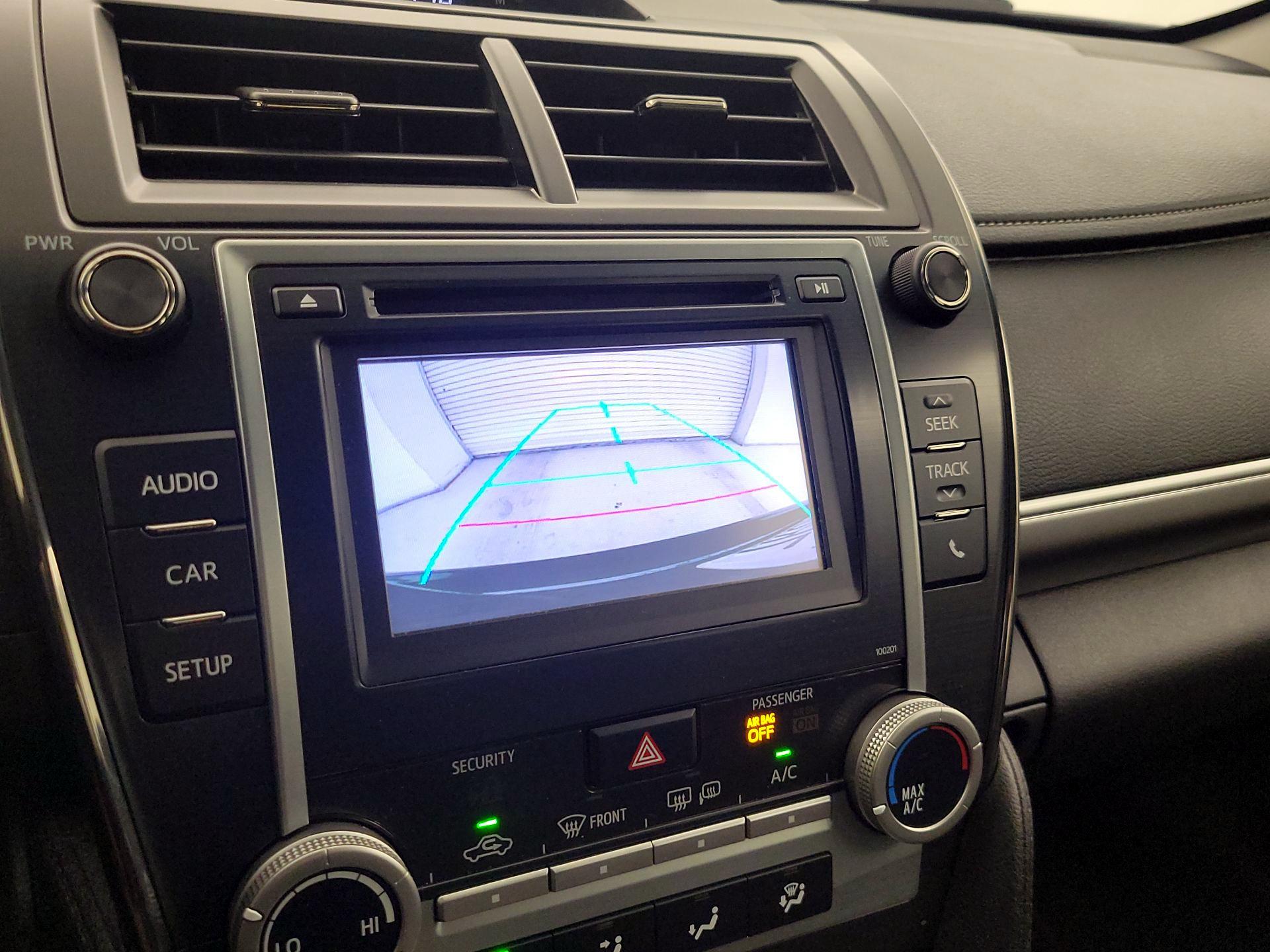 Thumbnail: 2014 Toyota Camry - 14