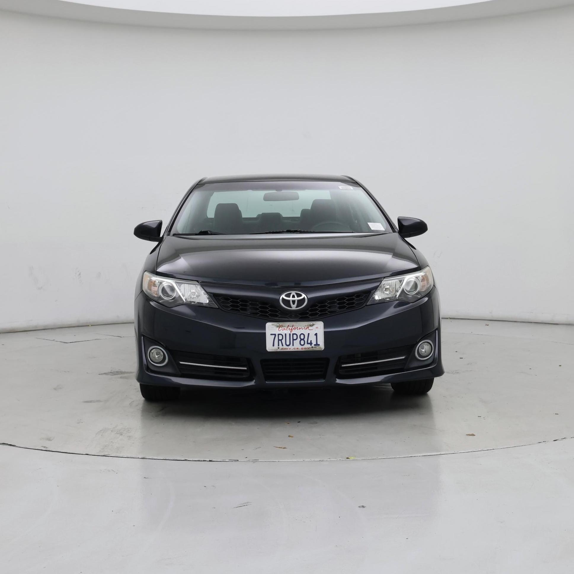 Thumbnail: 2014 Toyota Camry - 5