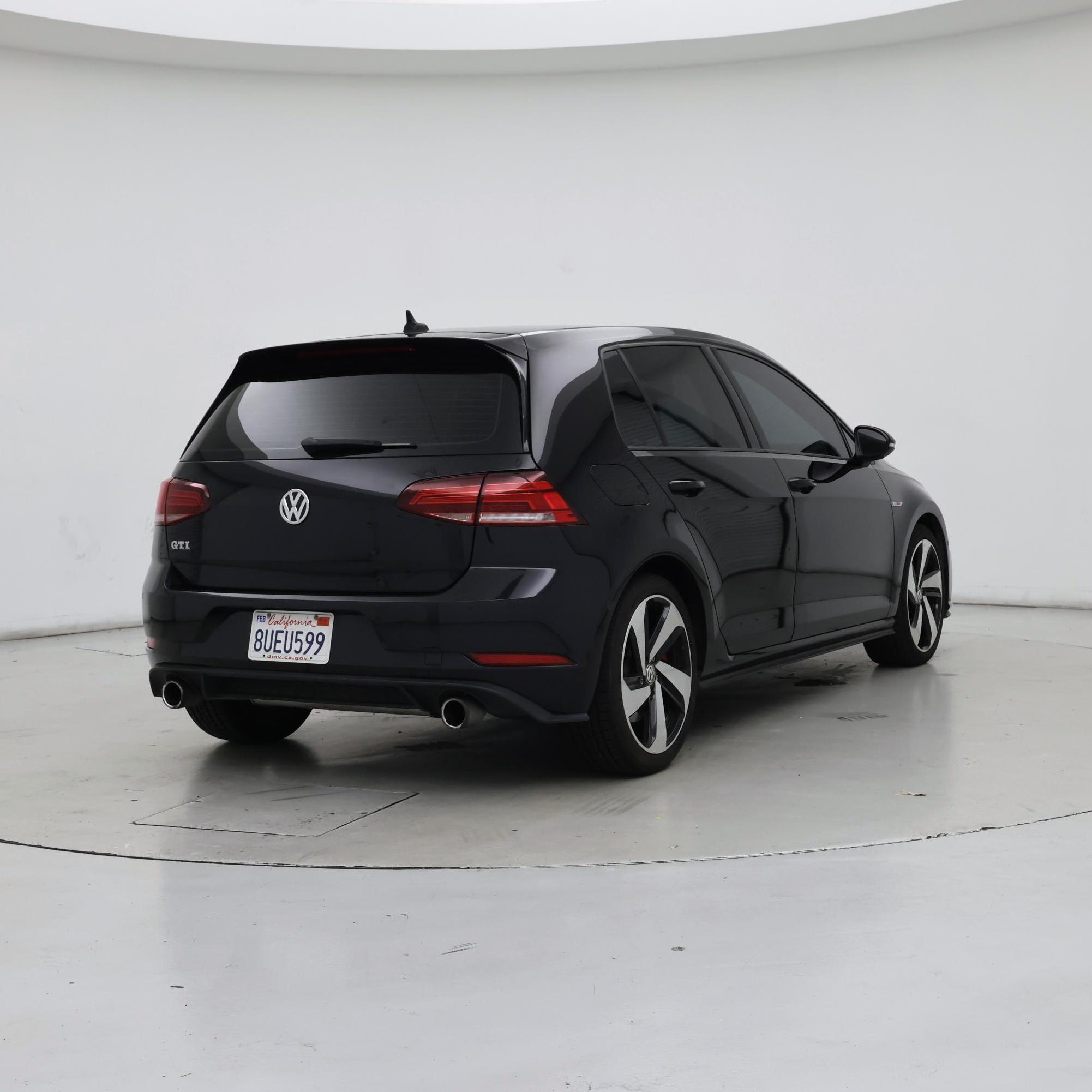 Thumbnail: 2018 Volkswagen Golf - 8