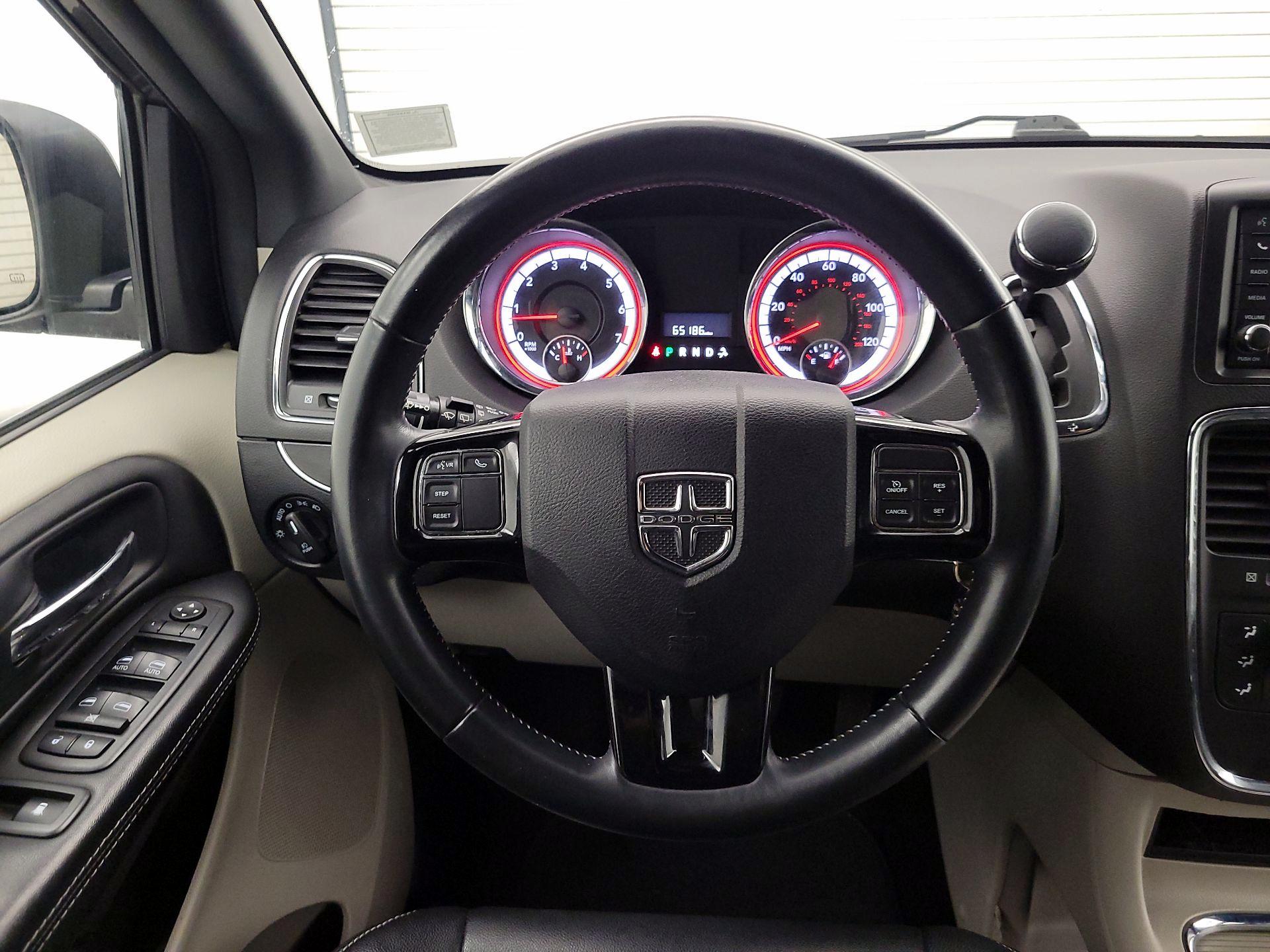 Thumbnail: 2018 Dodge Grand Caravan - 10