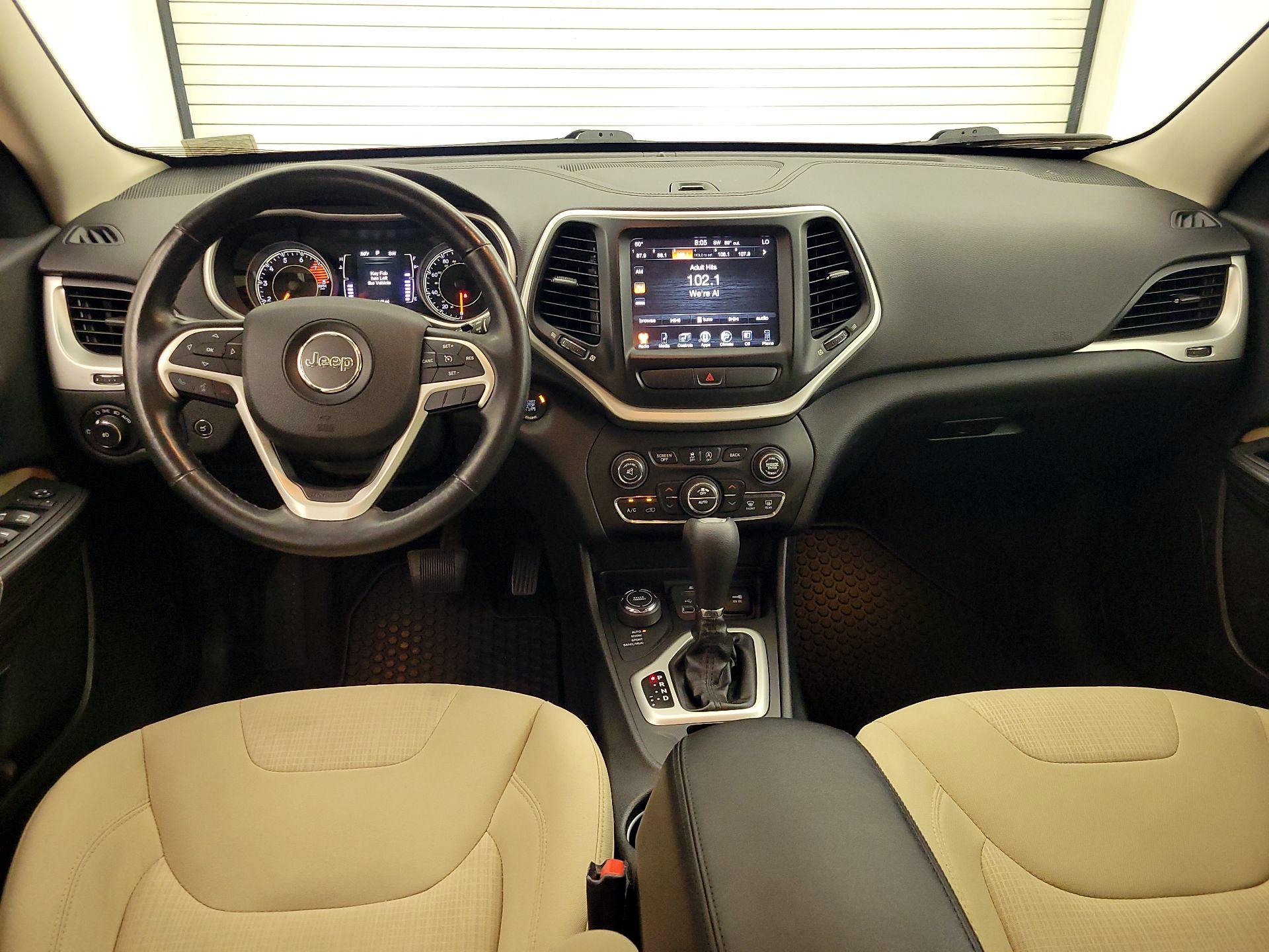 Thumbnail: 2016 Jeep Cherokee - 9