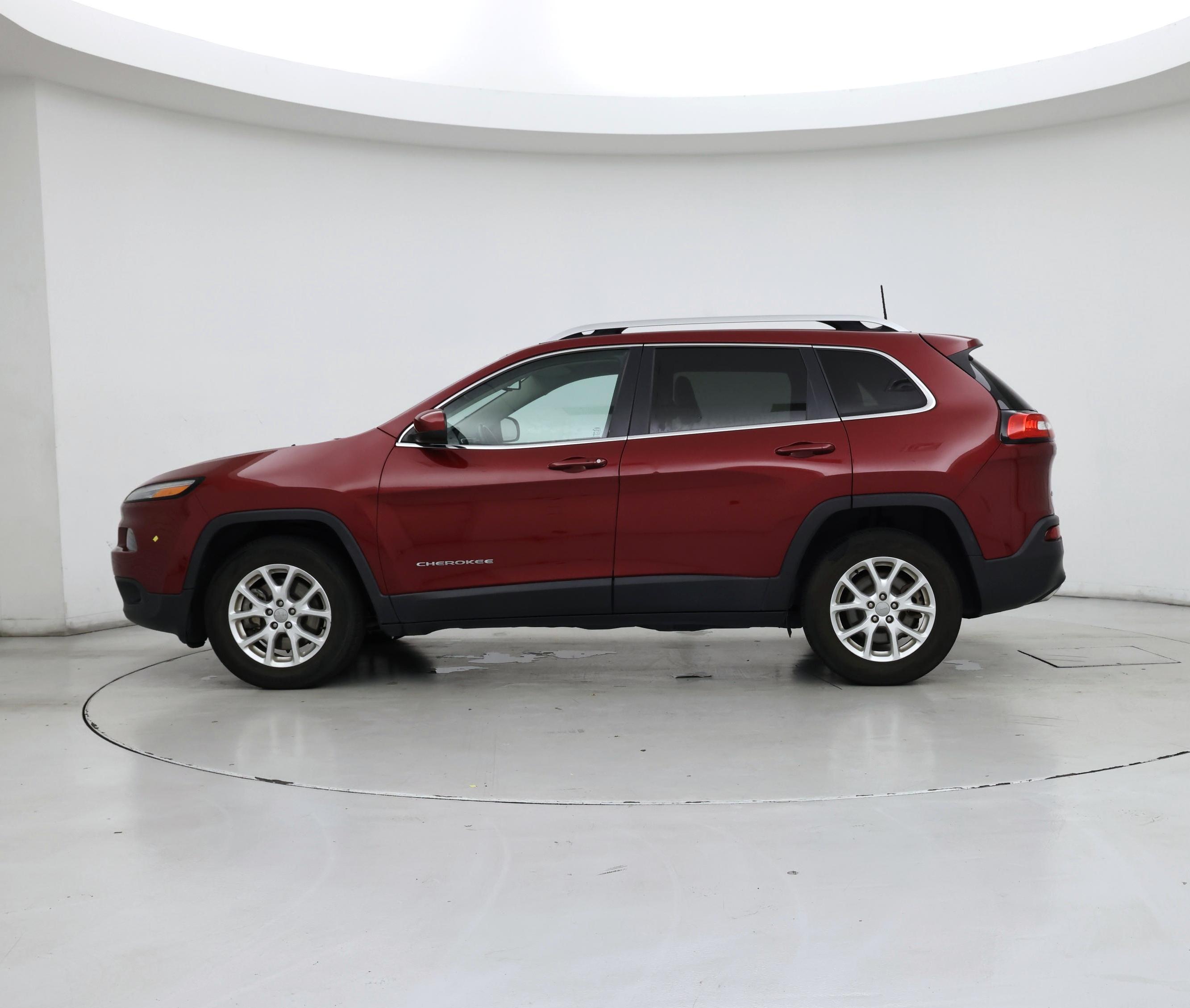 Thumbnail: 2016 Jeep Cherokee - 3
