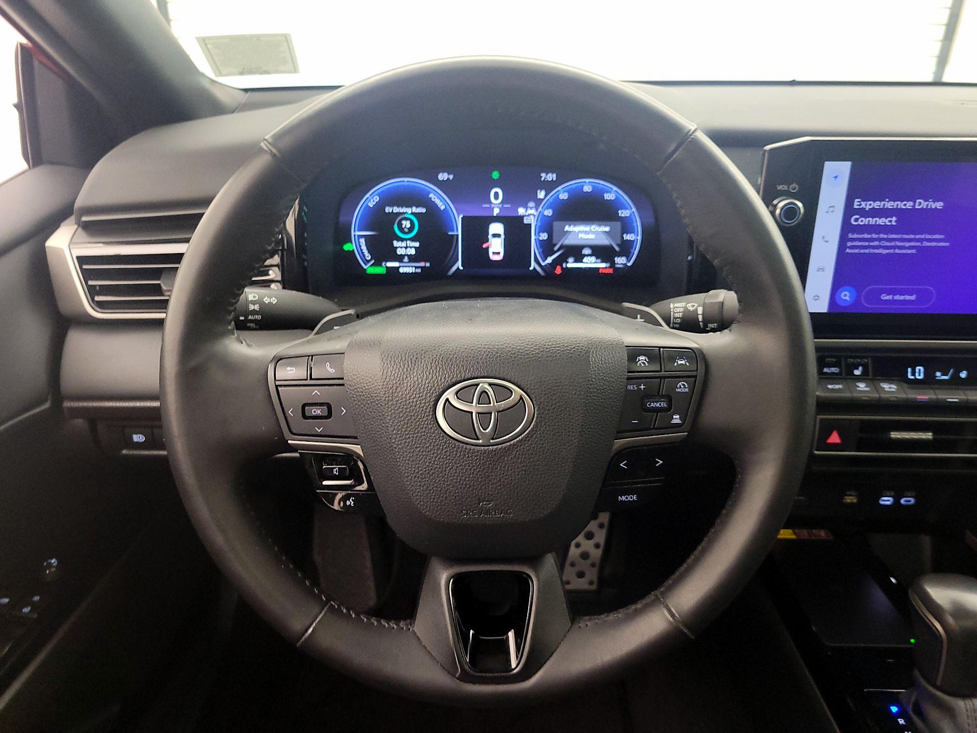Thumbnail: 2025 Toyota Camry - 10