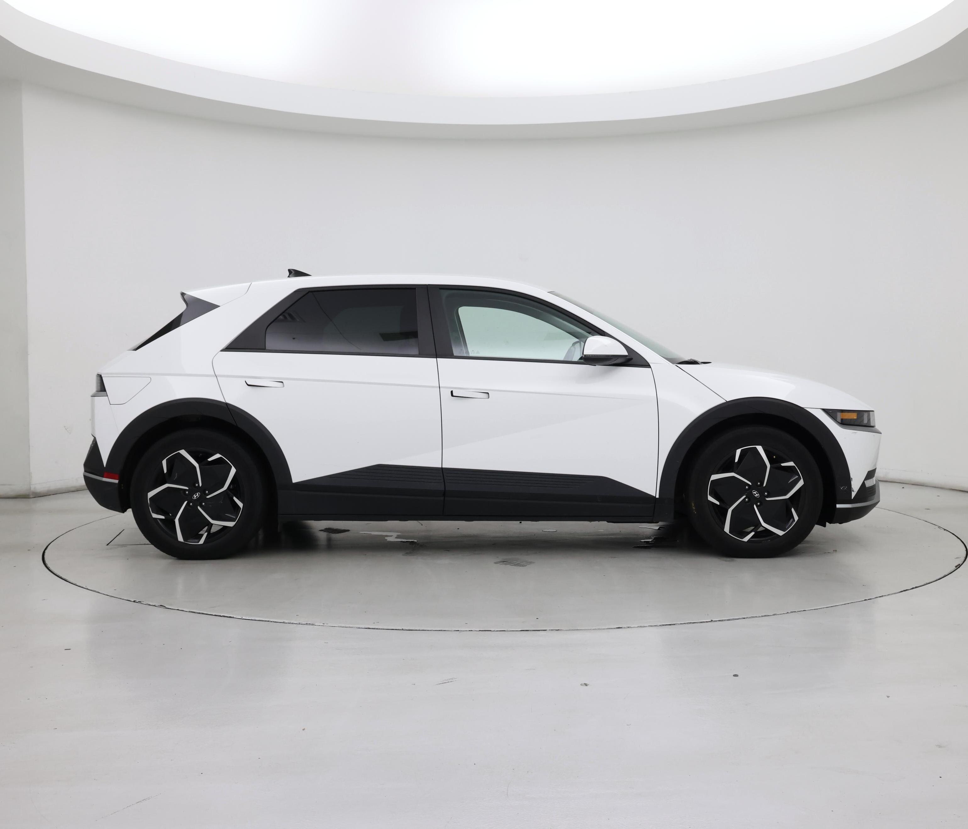 Thumbnail: 2022 Hyundai Ioniq 5 - 7