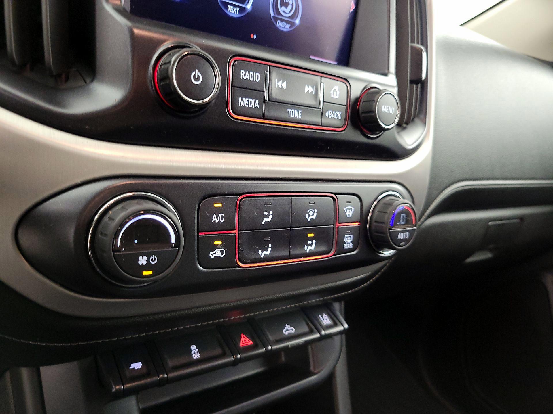 Thumbnail: 2016 GMC Canyon - 16
