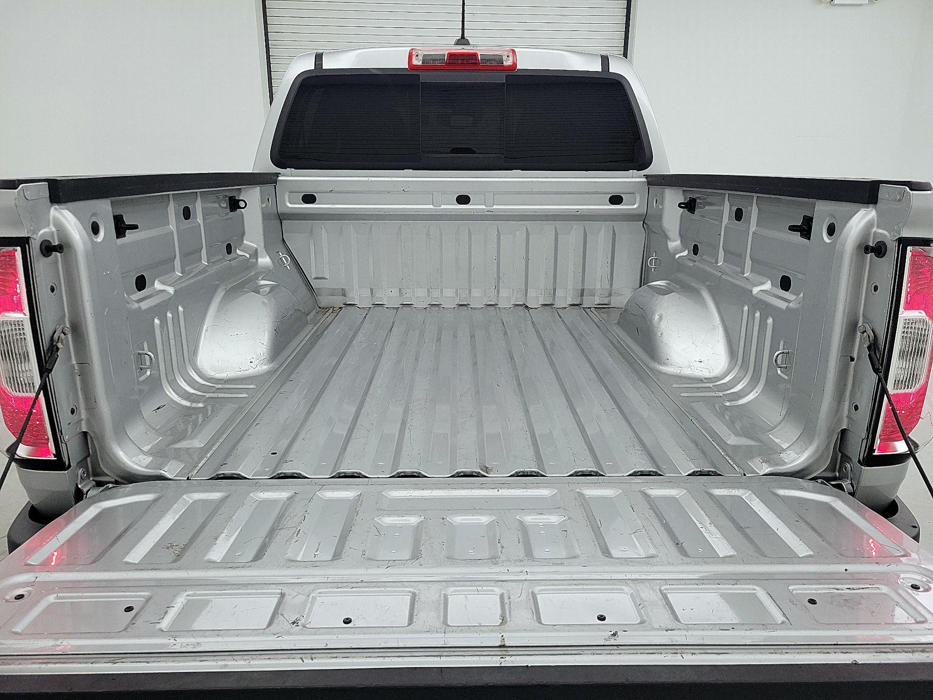 Thumbnail: 2016 GMC Canyon - 20