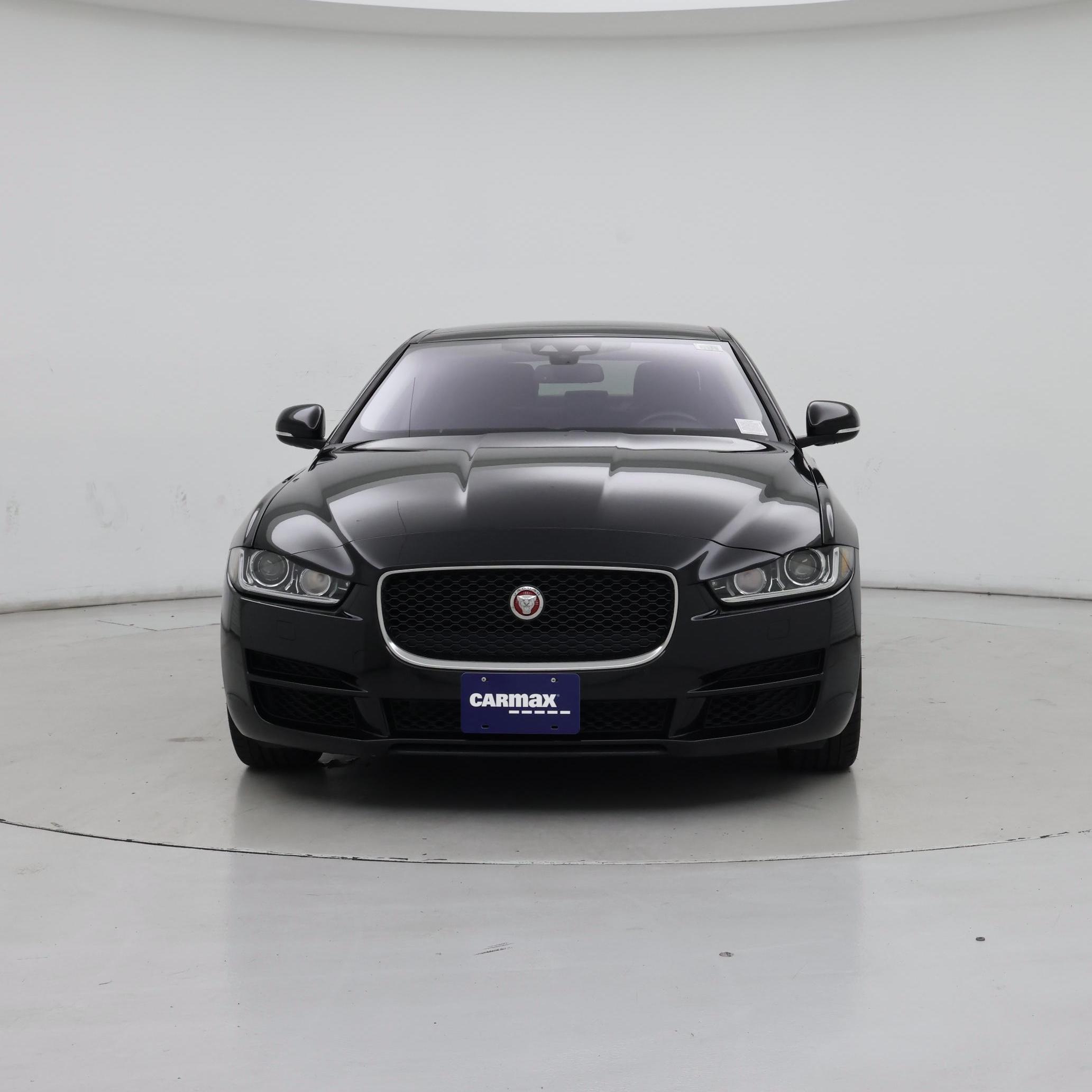 Thumbnail: 2017 Jaguar XE - 5