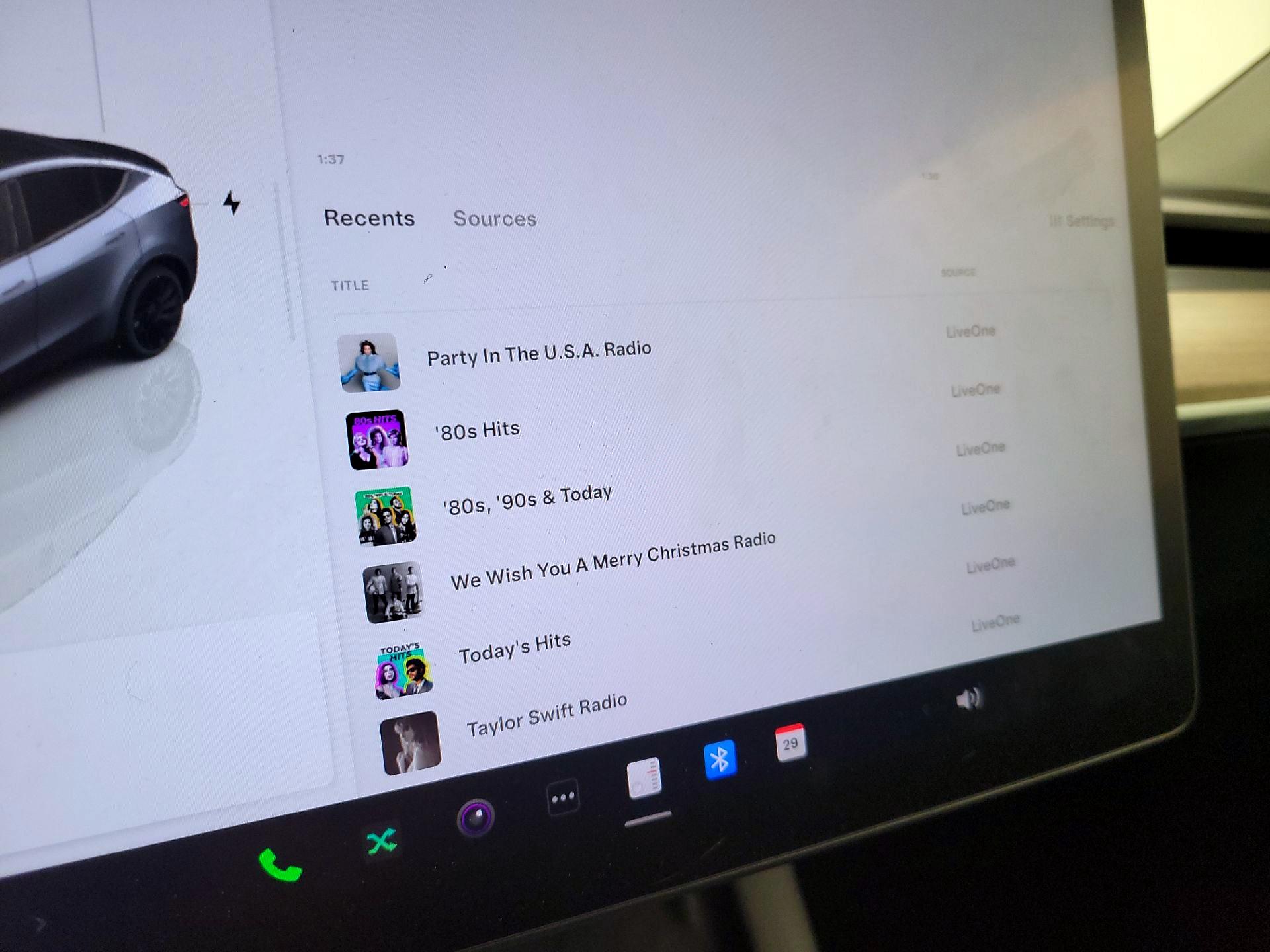 Thumbnail: 2022 Tesla Model Y - 15