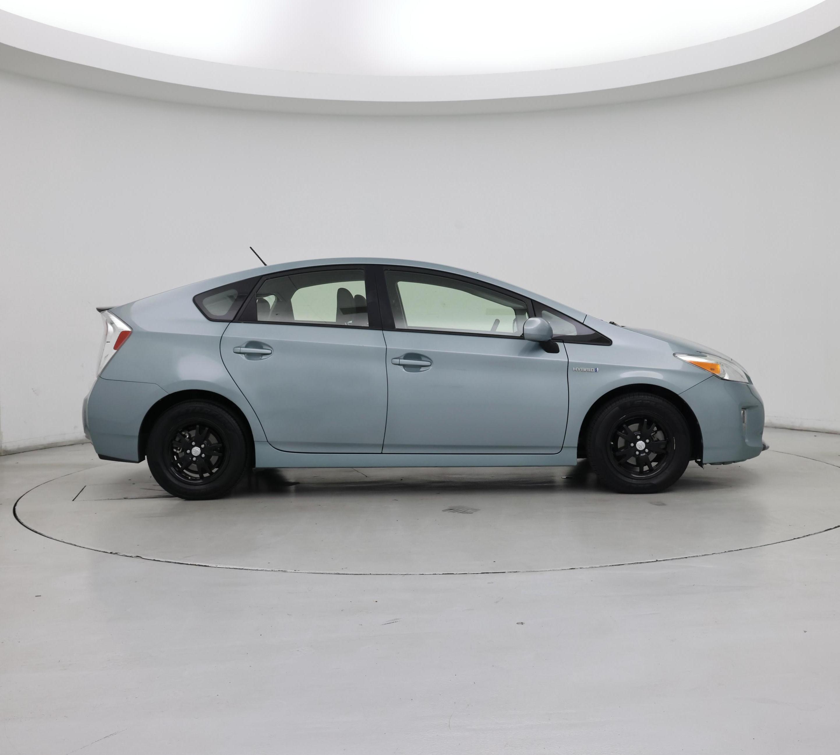 Thumbnail: 2014 Toyota Prius - 7