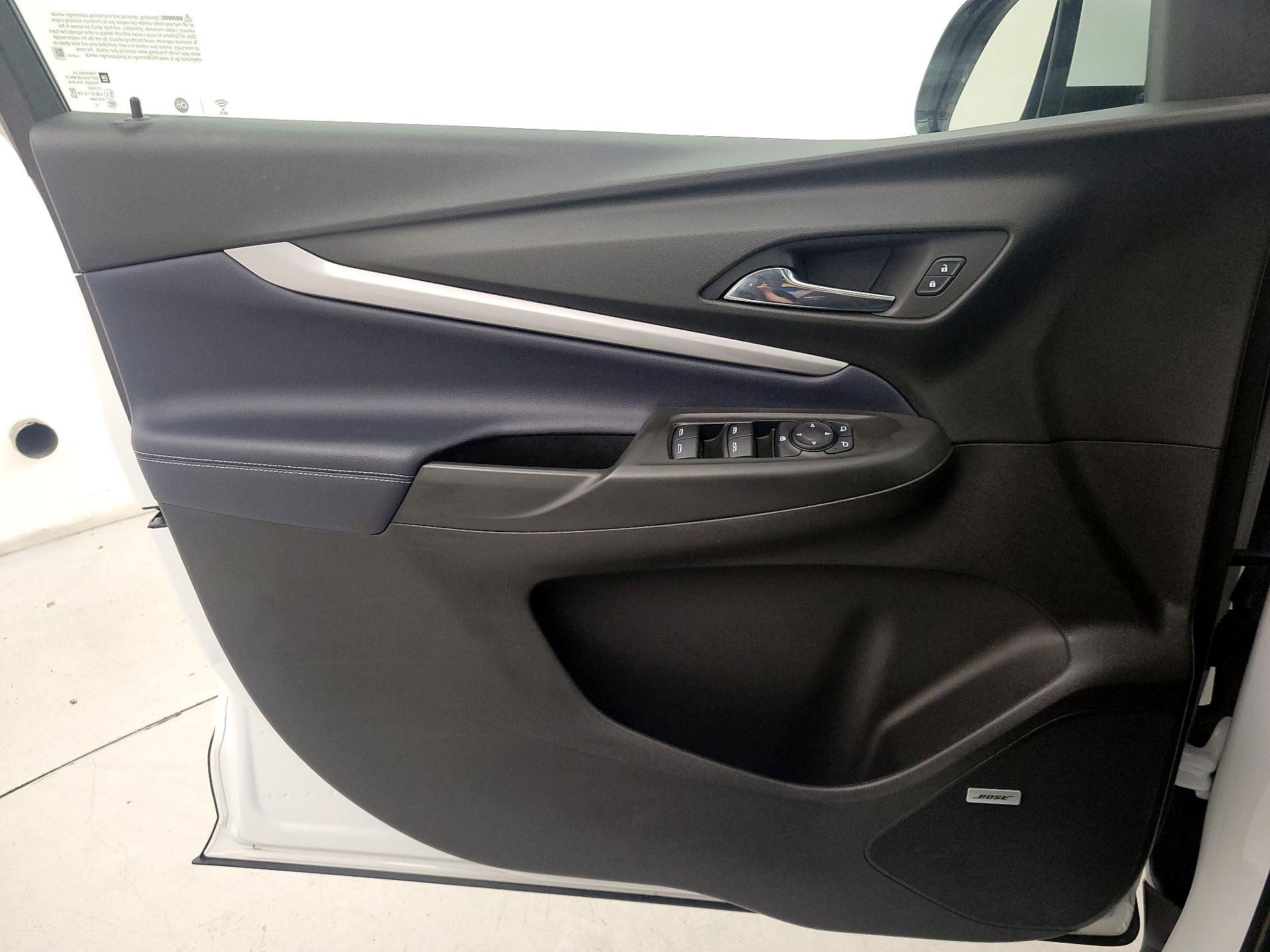 Thumbnail: 2022 Chevrolet Bolt EUV - 12