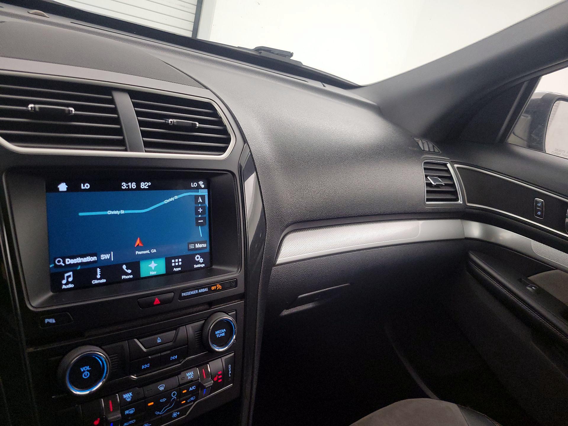Thumbnail: 2017 Ford Explorer - 14