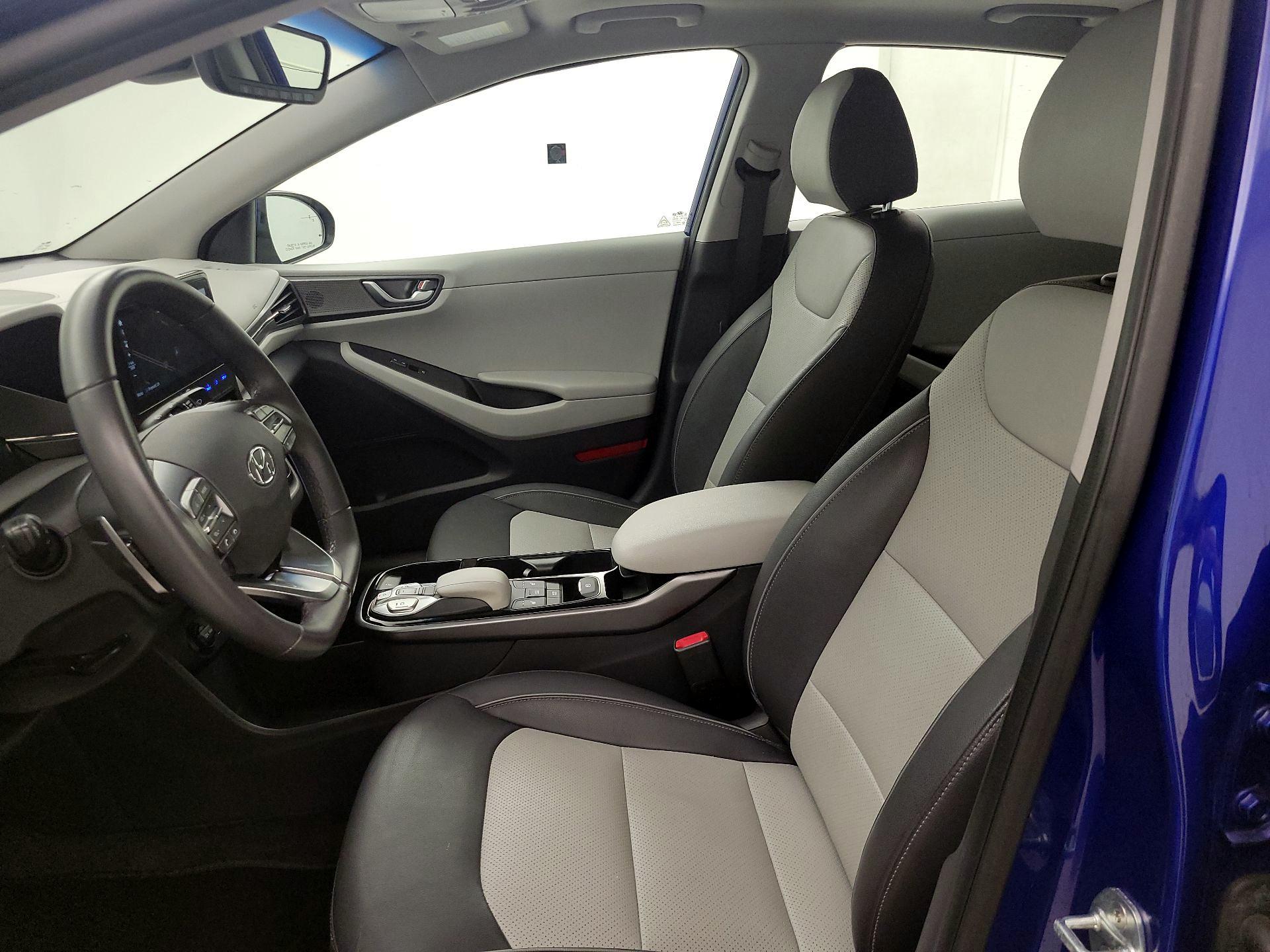 Thumbnail: 2020 Hyundai Ioniq - 11