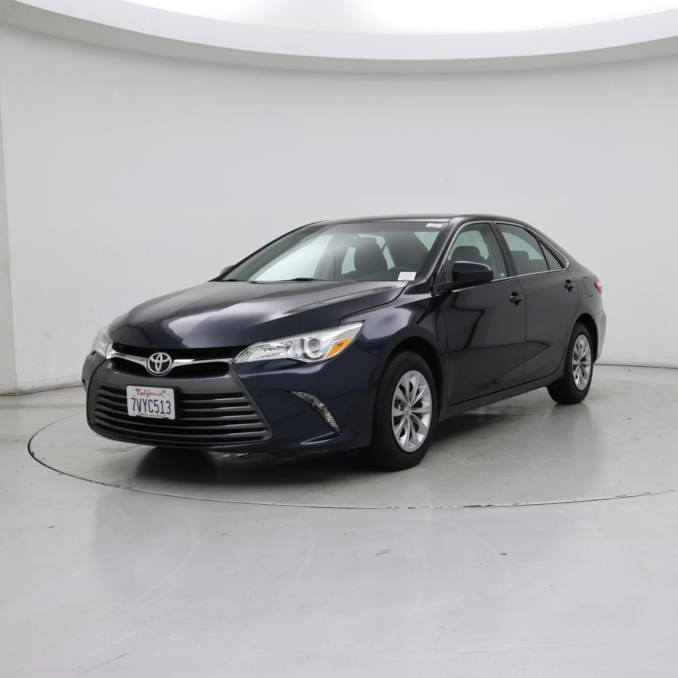 Thumbnail: 2017 Toyota Camry - 4