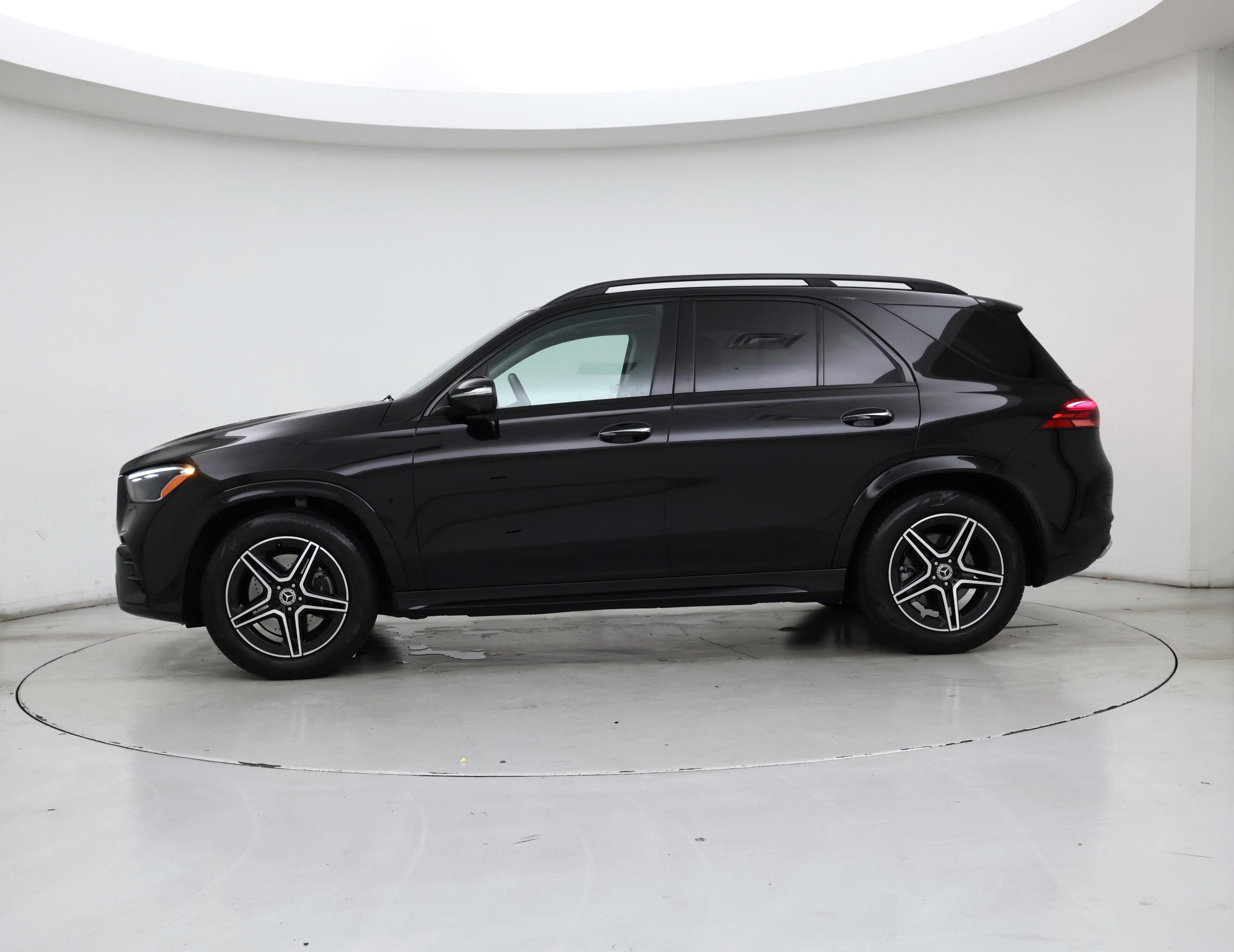 Thumbnail: 2024 Mercedes-Benz GLE - 3