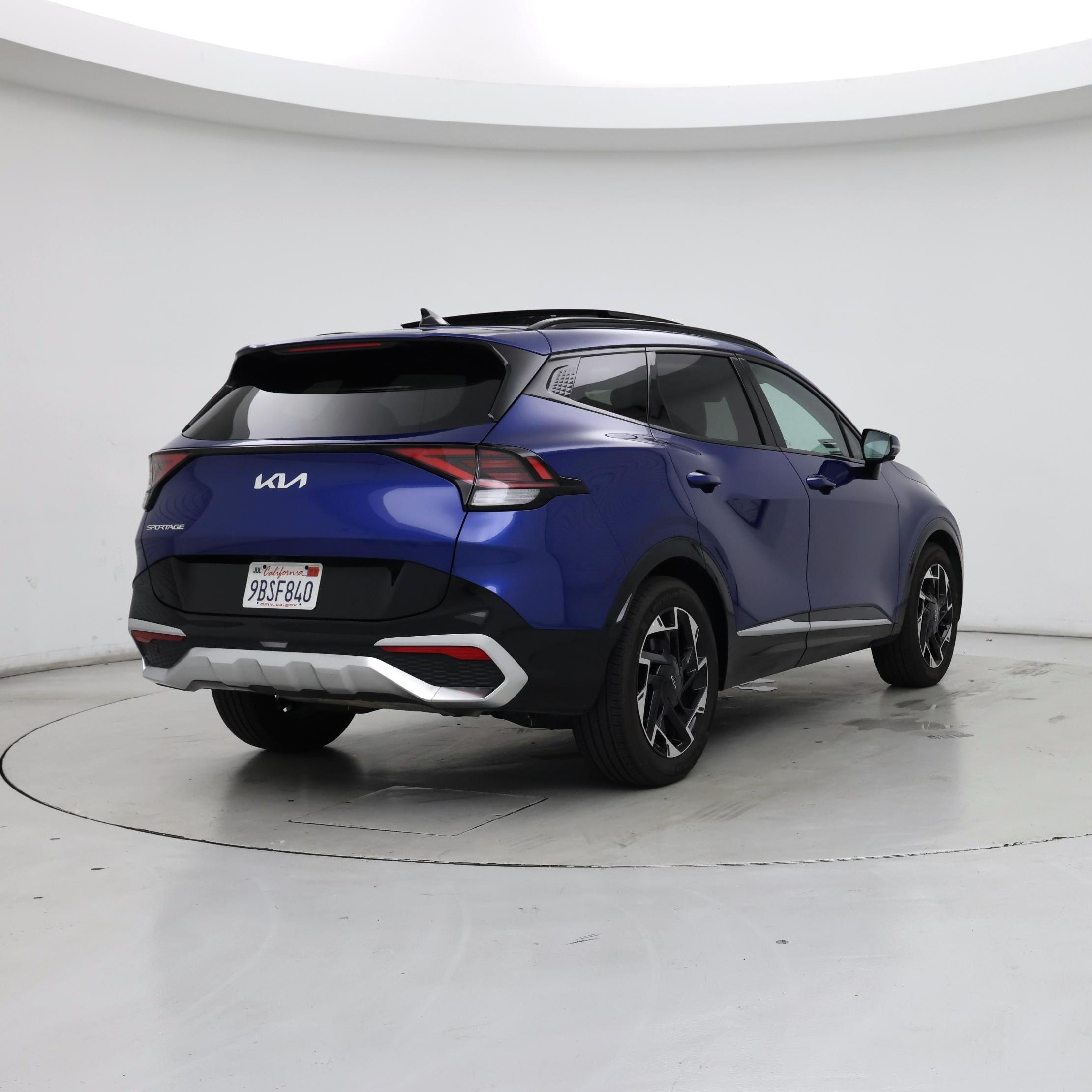 Thumbnail: 2023 Kia Sportage - 8
