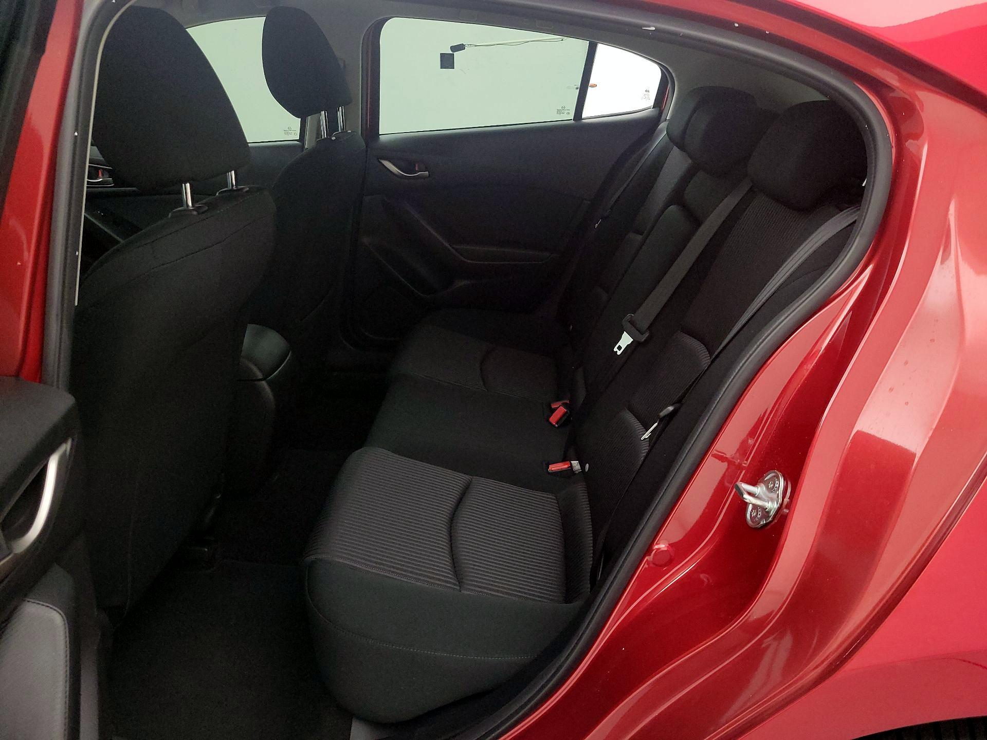 Thumbnail: 2016 Mazda Mazda3 - 17
