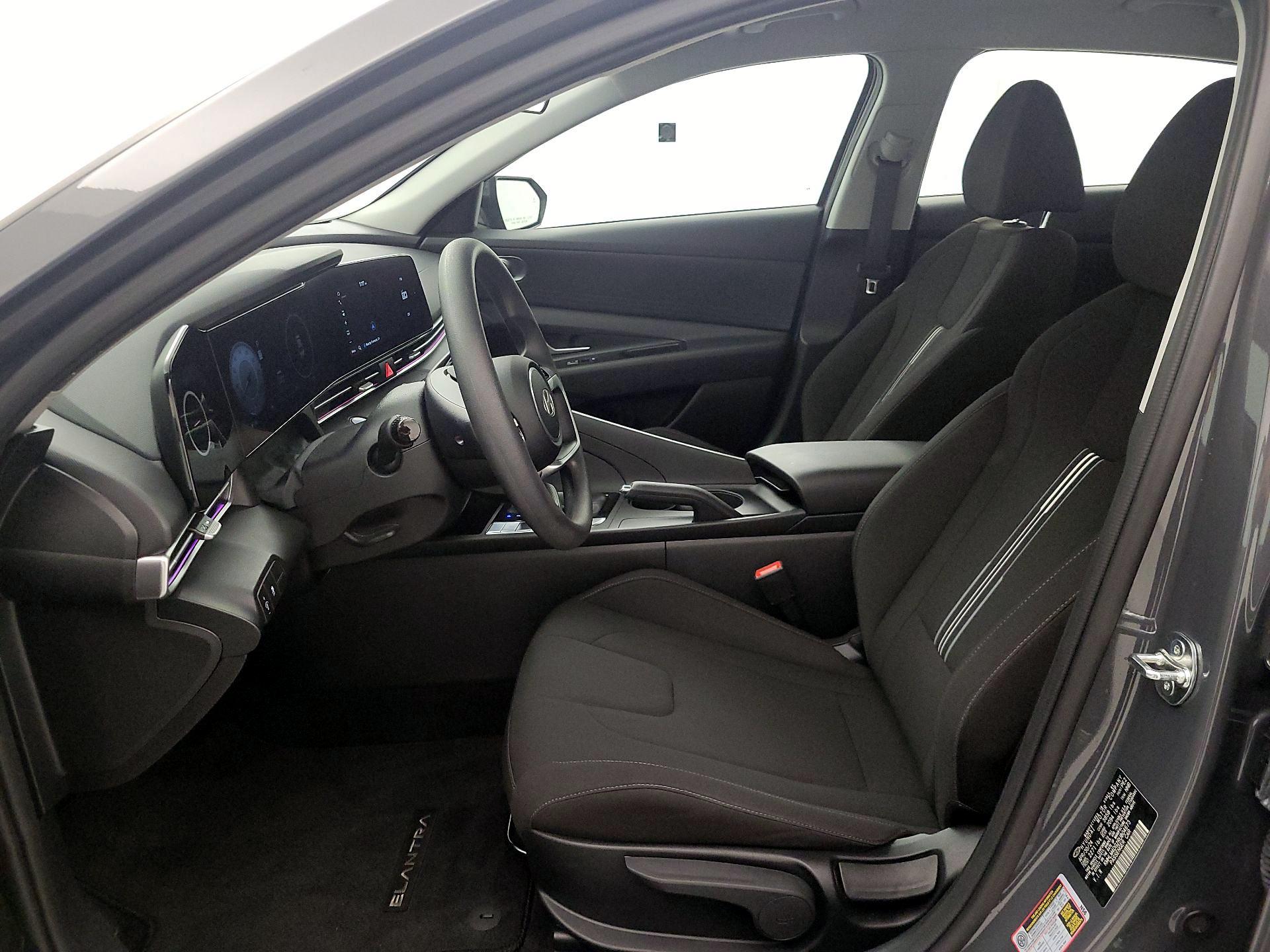 Thumbnail: 2024 Hyundai Elantra - 11
