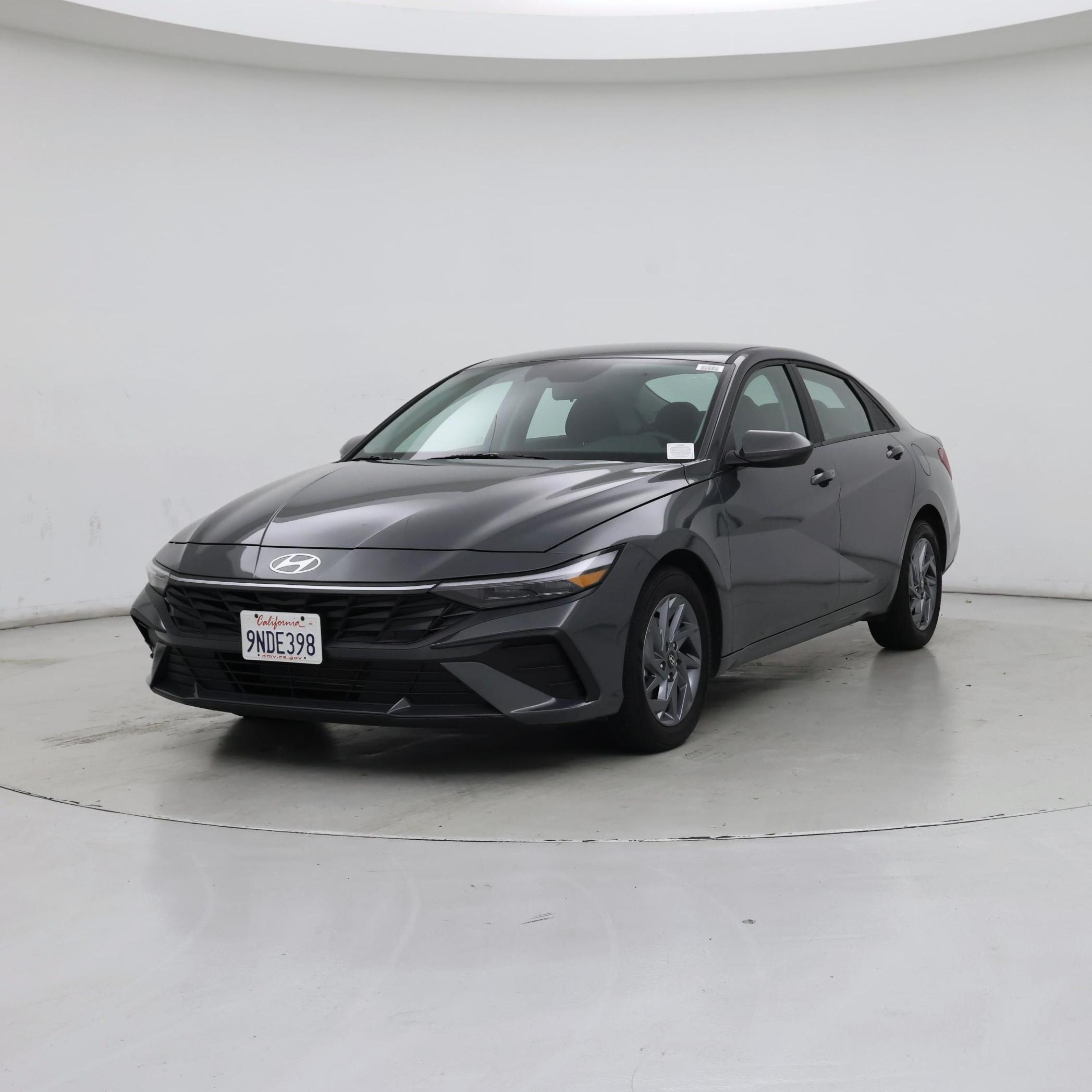 Thumbnail: 2024 Hyundai Elantra - 4