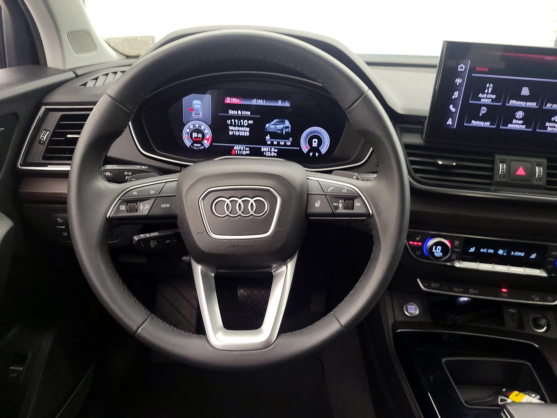 Thumbnail: 2021 Audi Q5 - 10