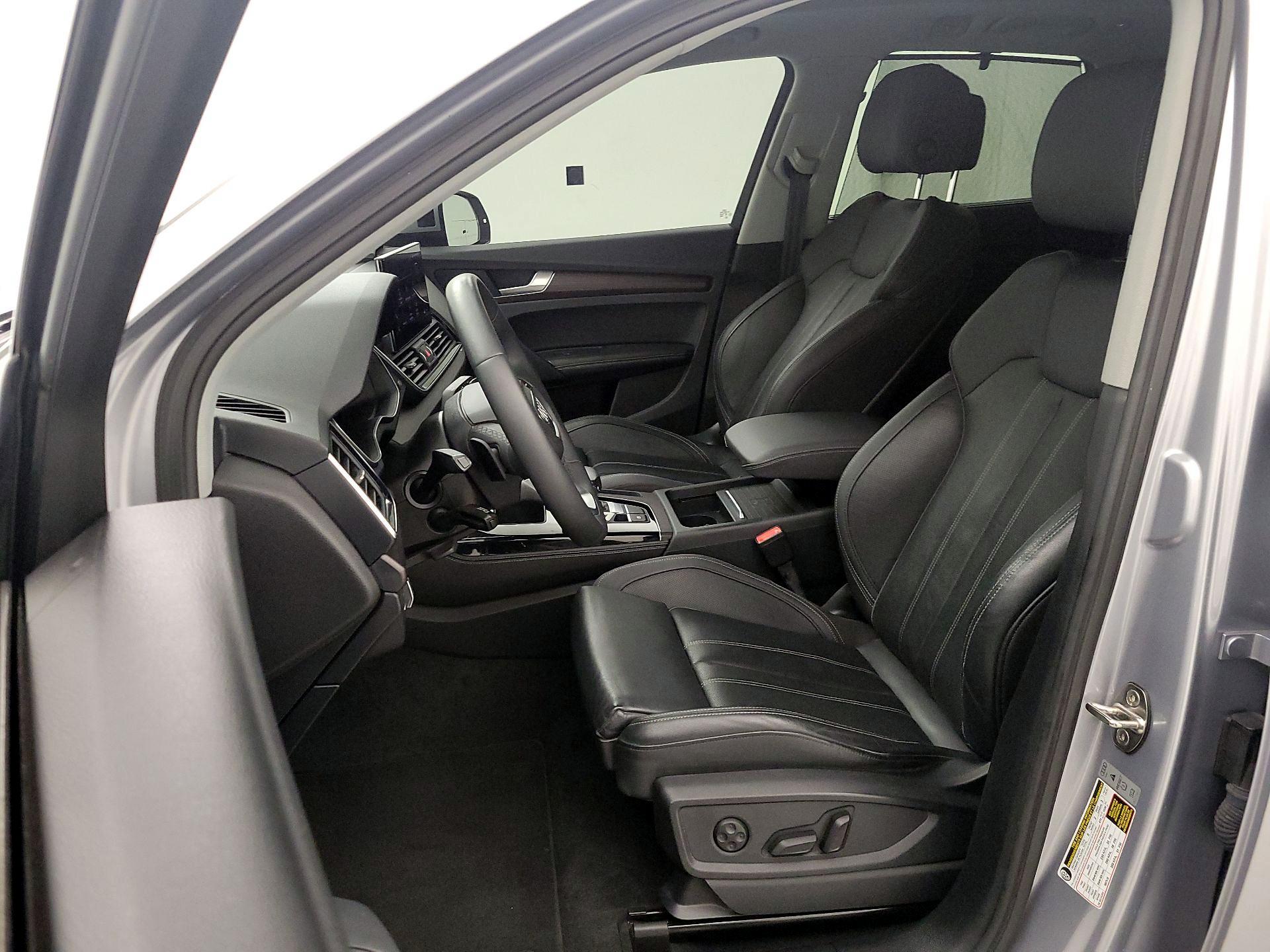 Thumbnail: 2021 Audi Q5 - 11