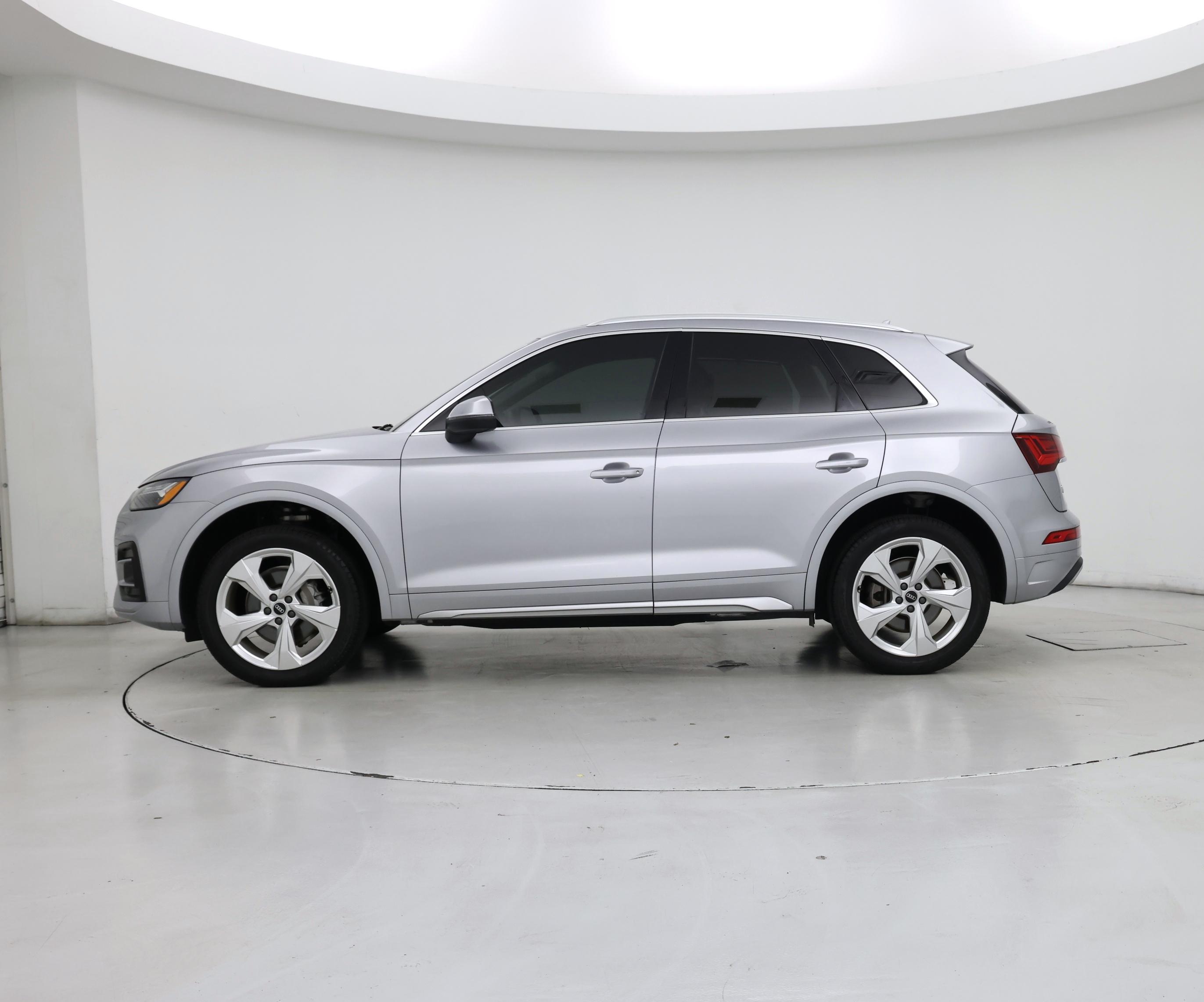 Thumbnail: 2021 Audi Q5 - 3