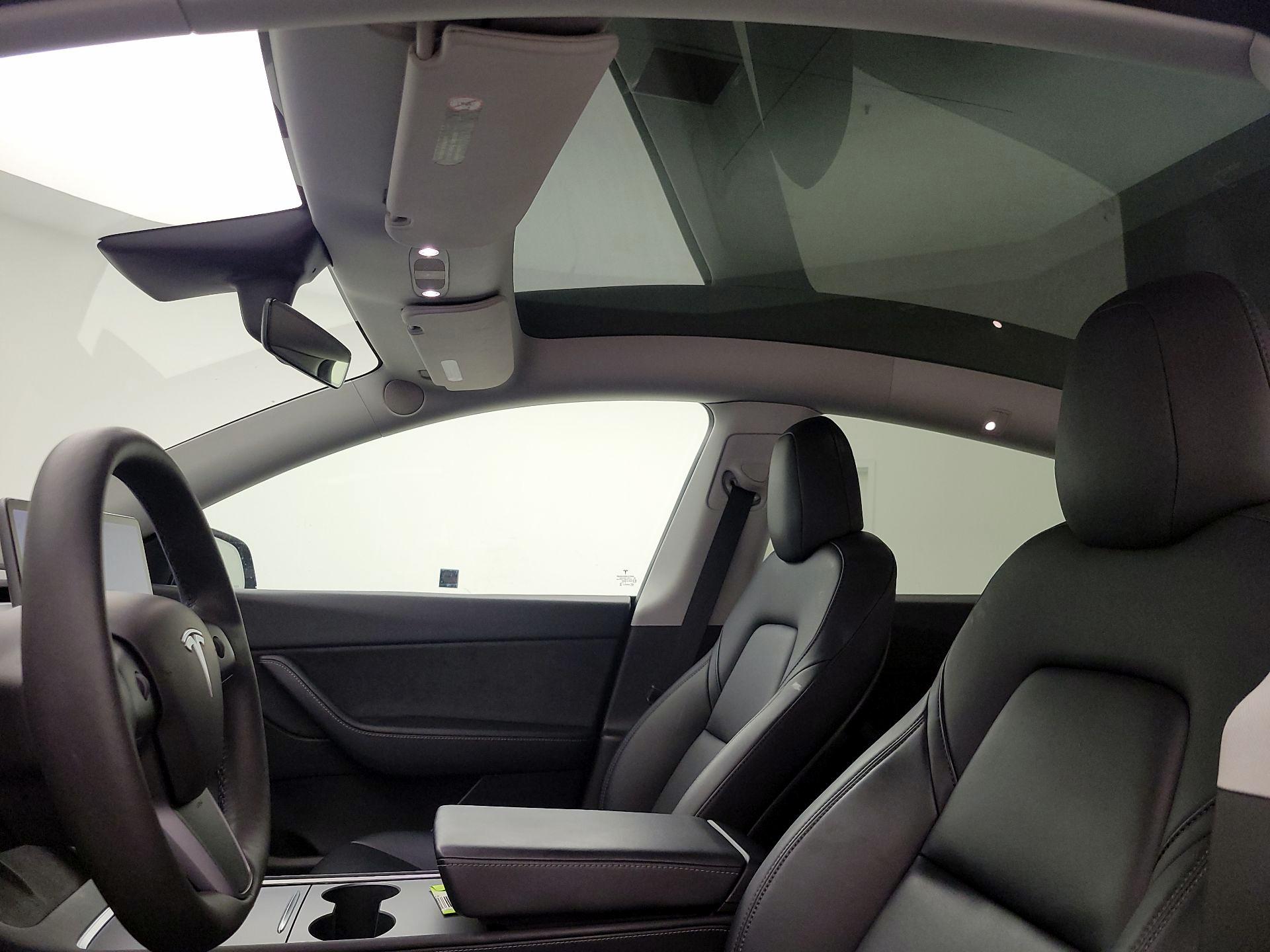 Thumbnail: 2021 Tesla Model Y - 18