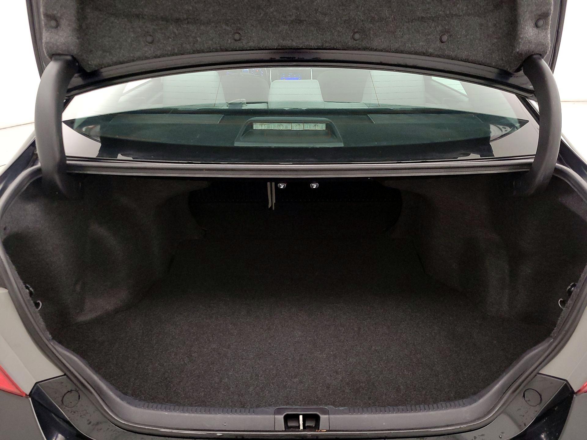 Thumbnail: 2016 Toyota Camry - 20